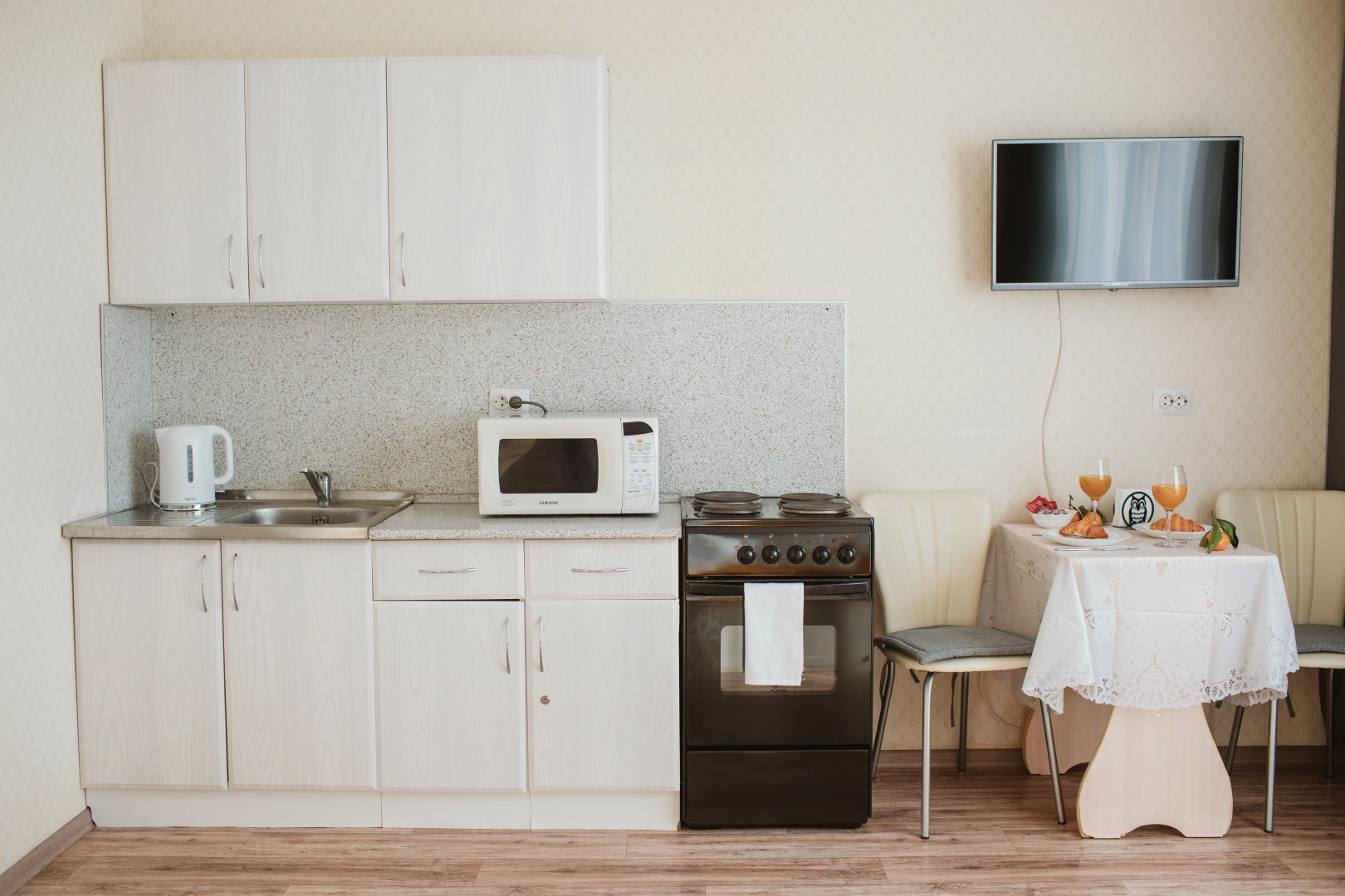 Квартира в ЖК Академ, ТРК Родник