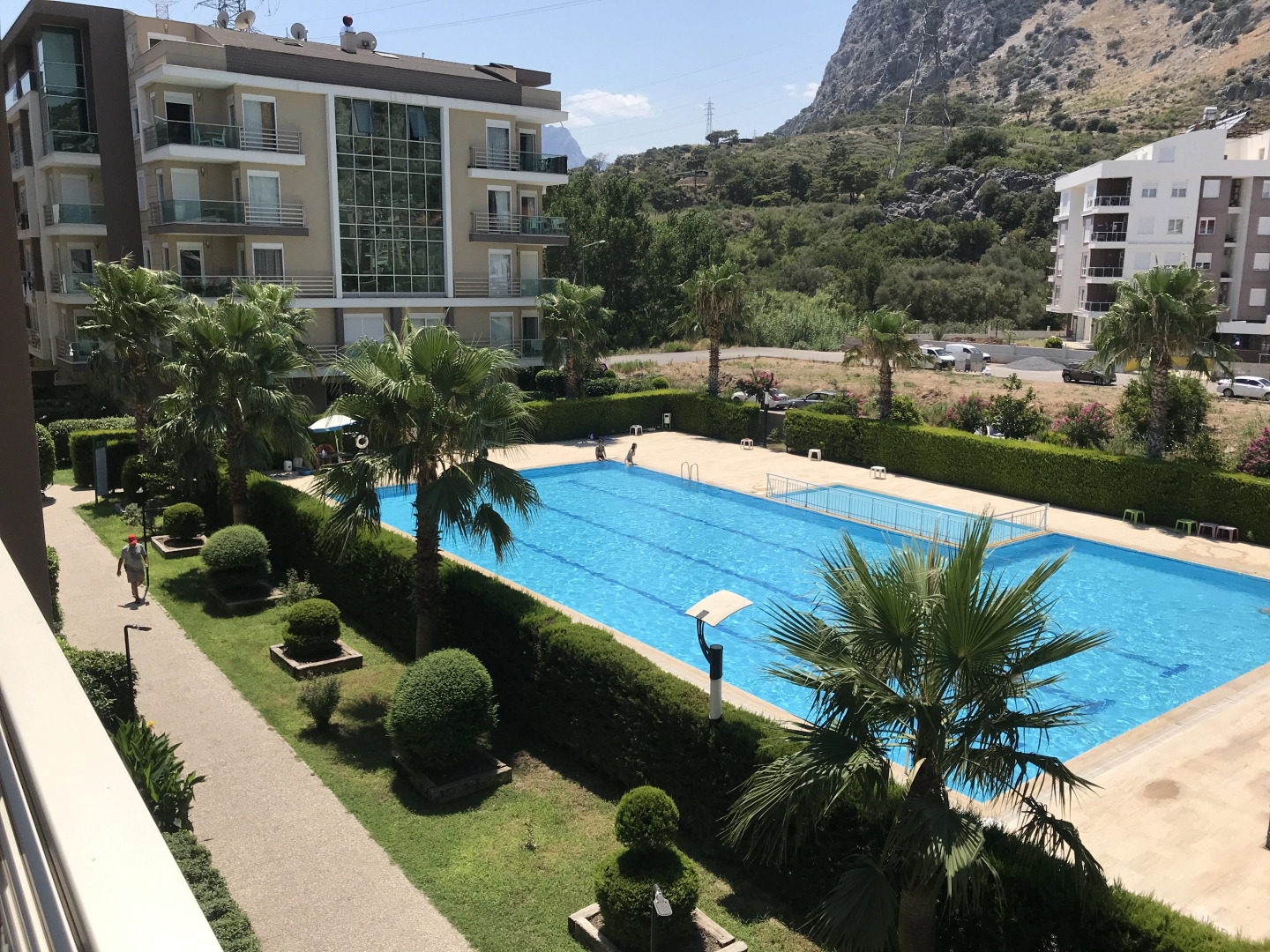 Апартаменты 30 minutes walk to famous Konyaalti Beach 1+1 Suit