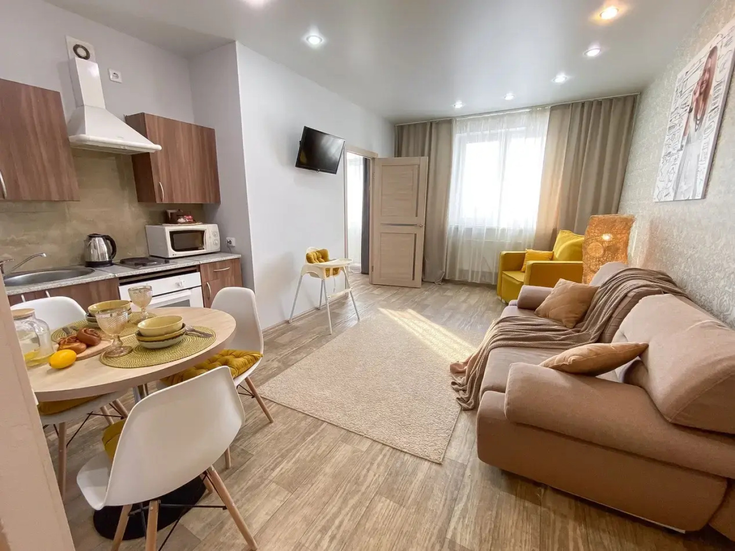 Апартаменты у ТЦ Аквамолл