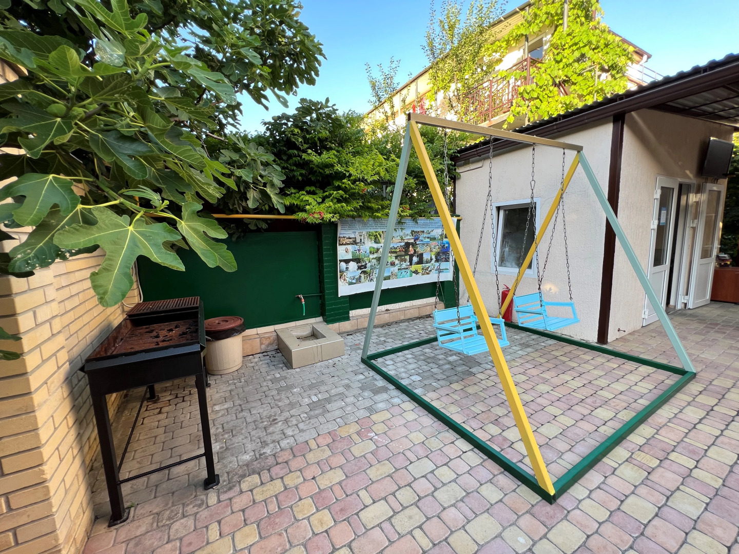 Гостевой Дом Голубая бухта Геленджик Кипарисовый