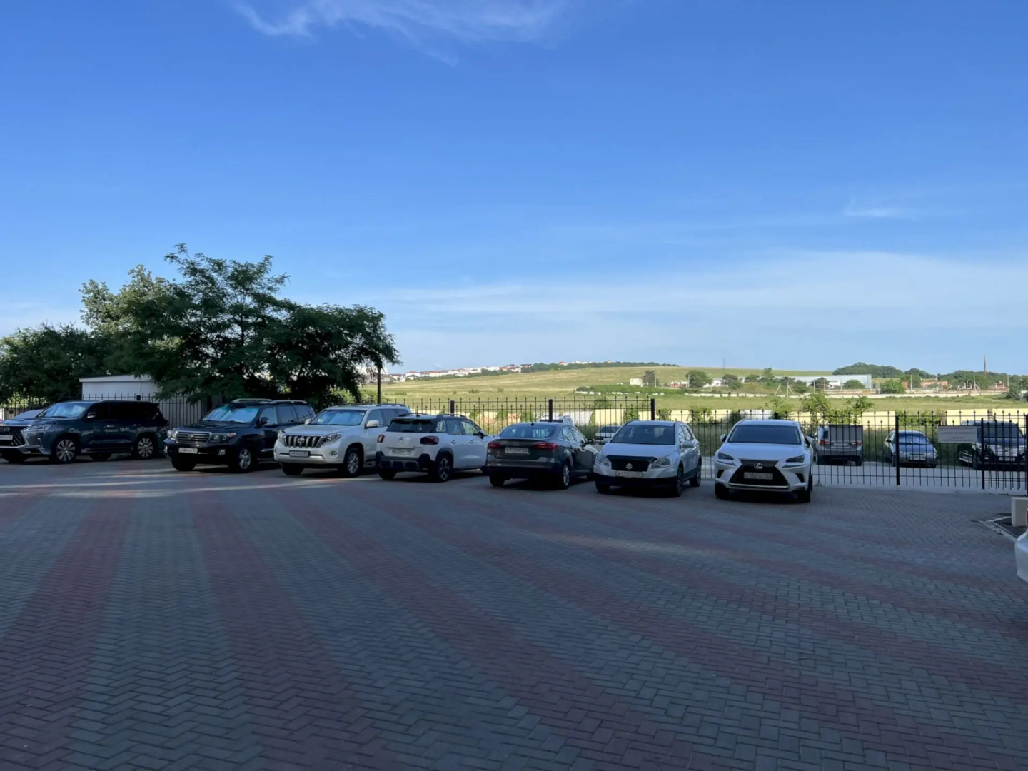 Апартаменты 332 Двухкомнатные Крымская 21