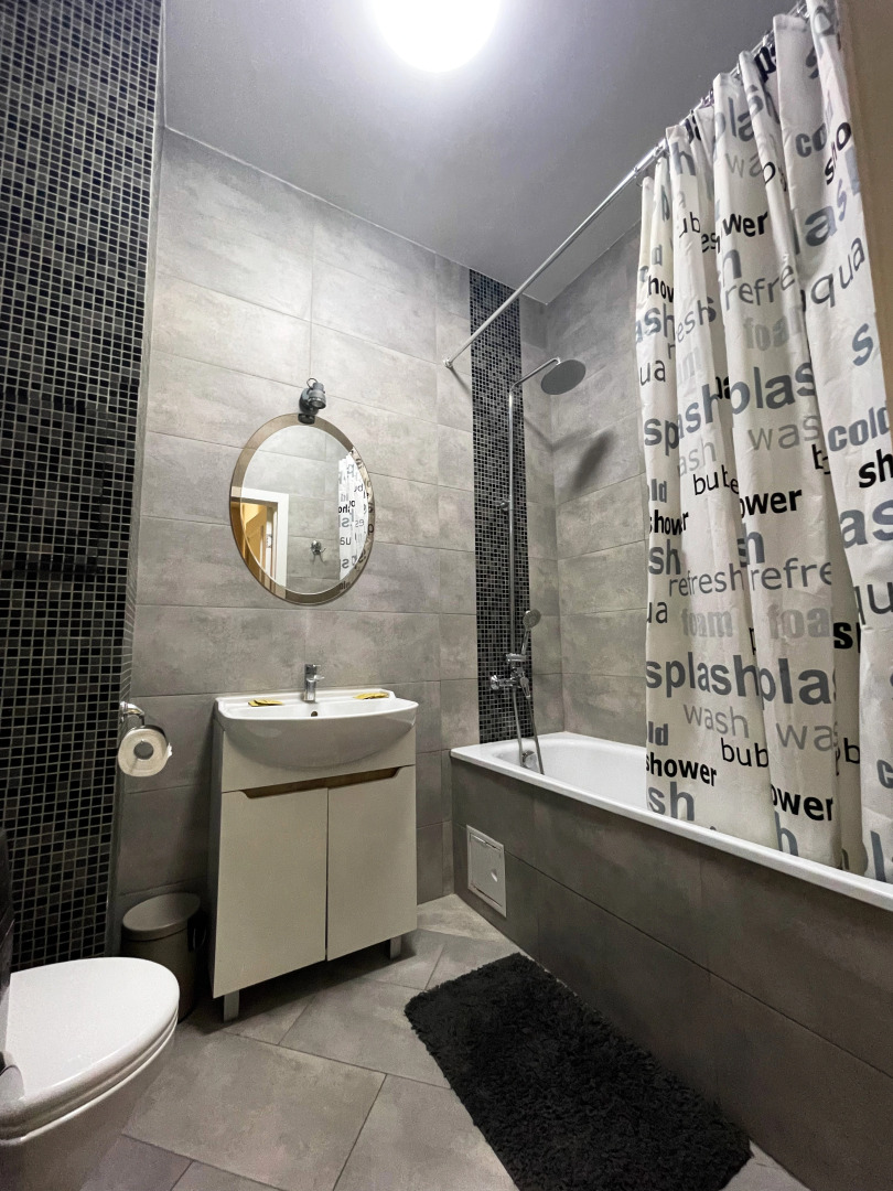 Апартаменты на Космонавтов 17