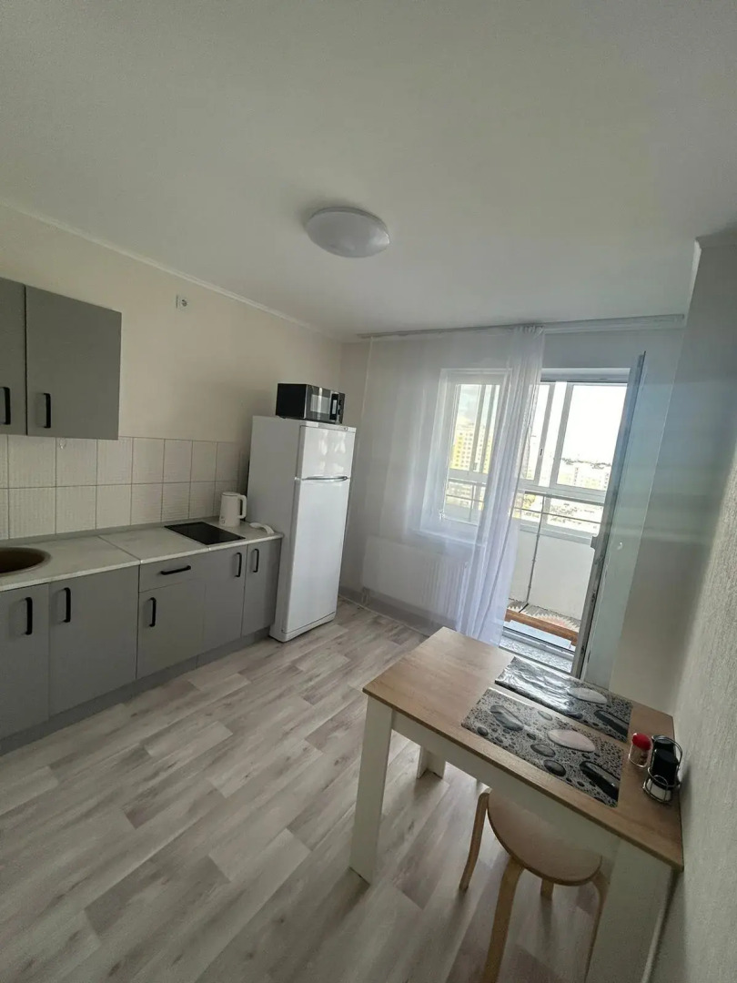 Квартира 1-комнатная новая и уютная