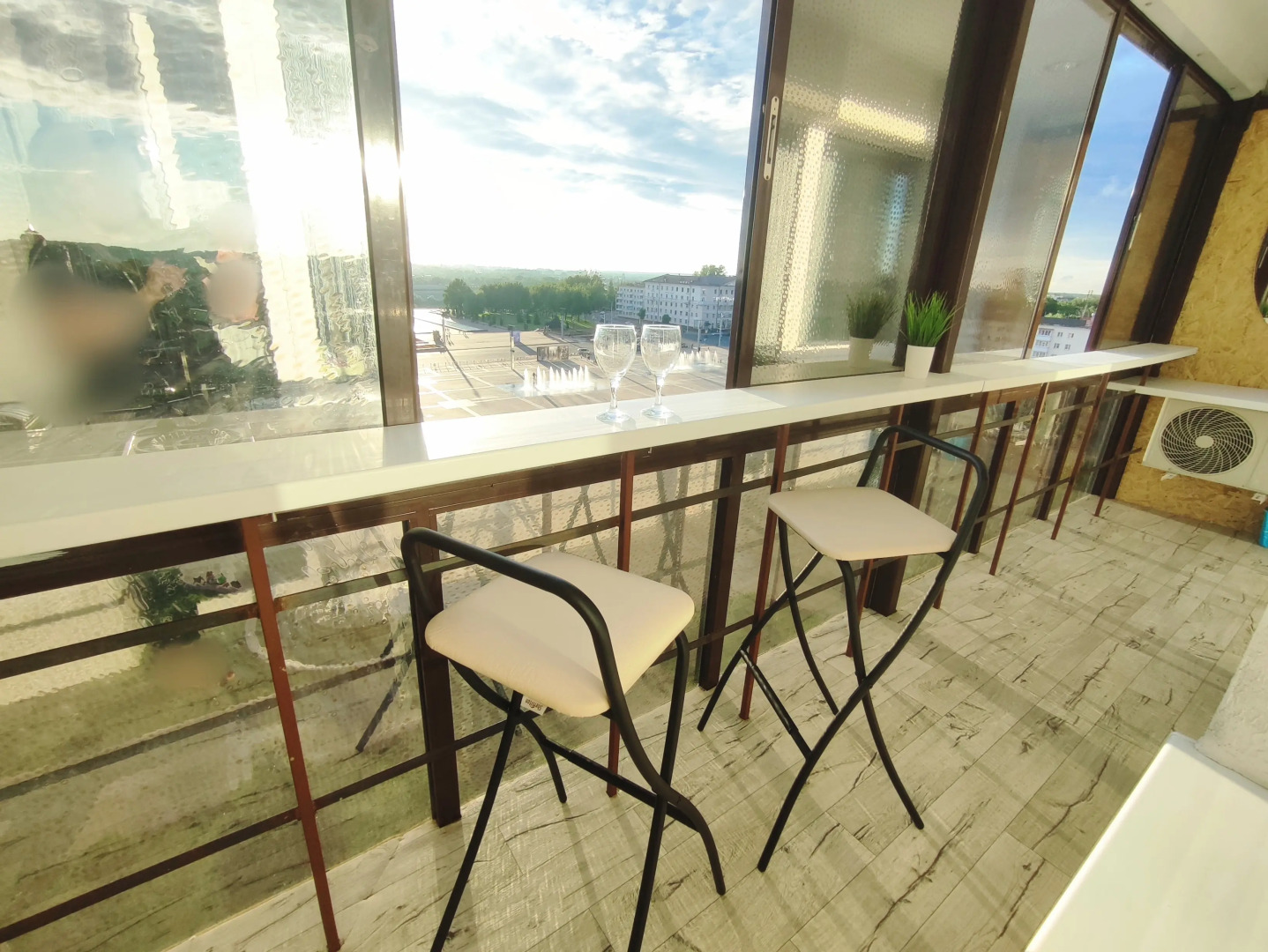 Апартаменты в самом центре Витебска с шикарным панорамным видом на площадь Победы