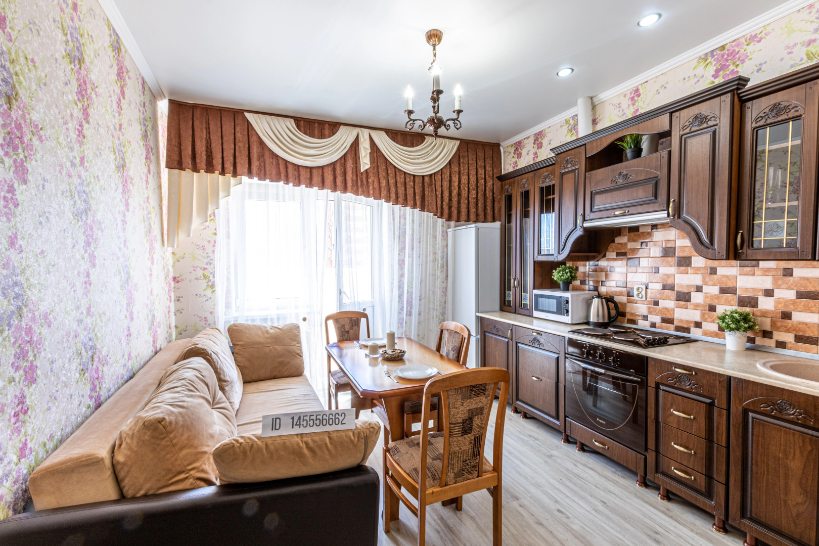 Квартира в топовой локации с видом Апарт-Отелика у парка Галицкого