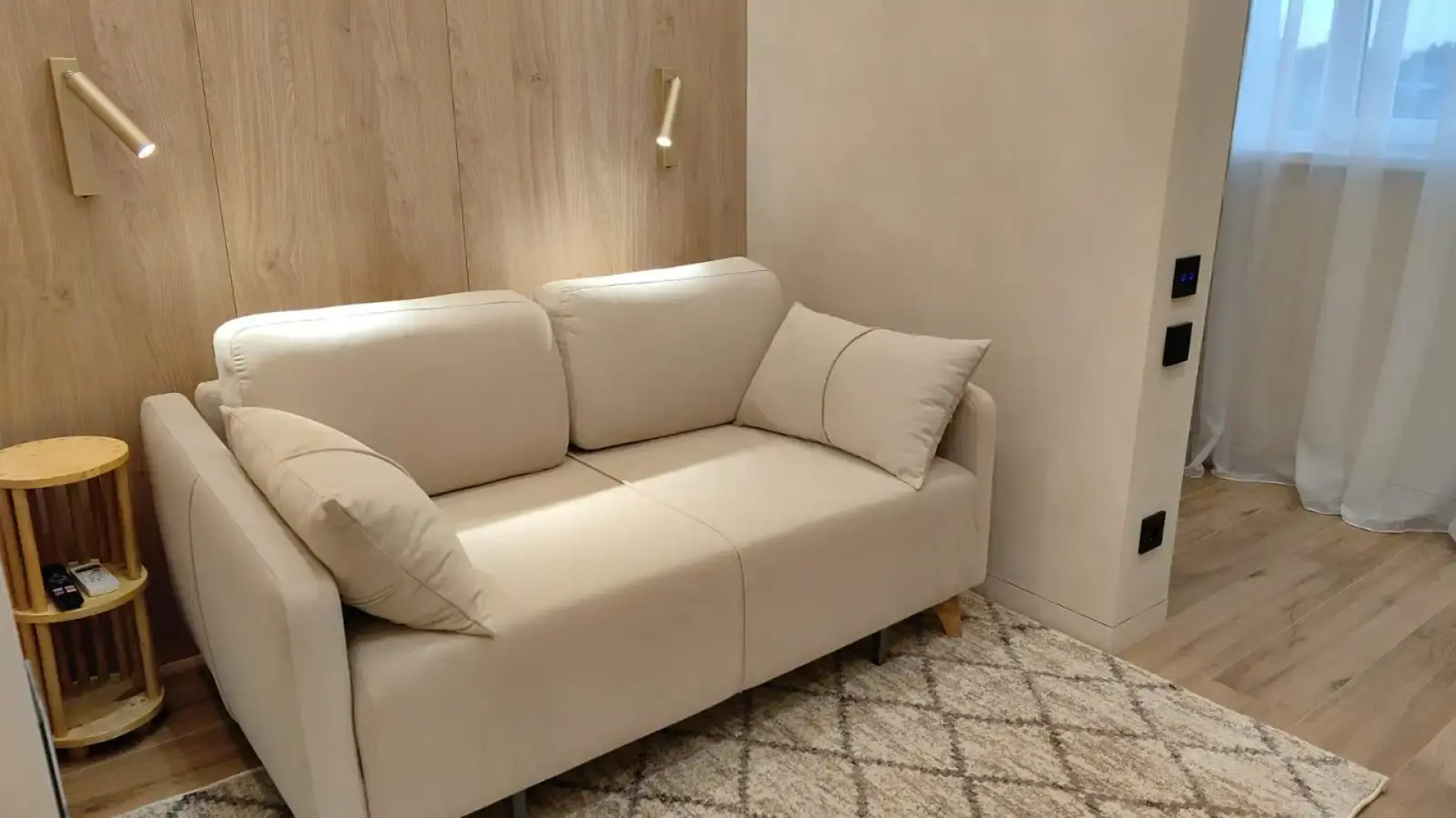 Квартира ЖК Фрукты с дизайнерским ремонтом