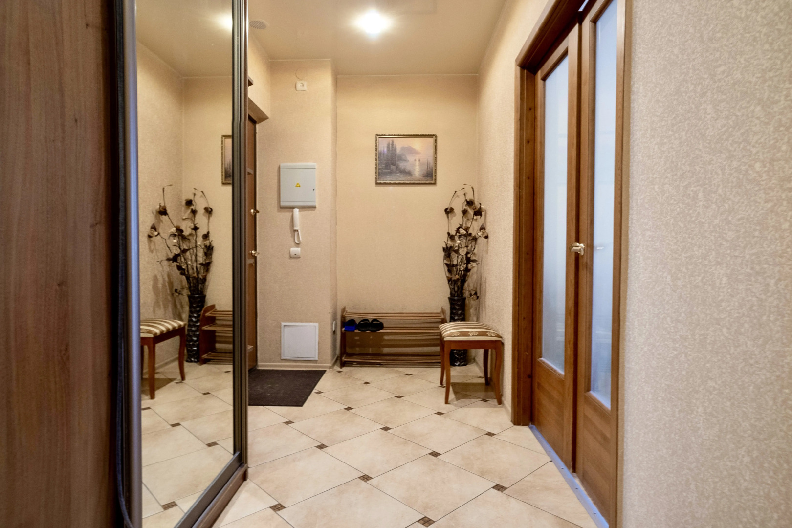 Апартаменты Юлиуса Фучика 5