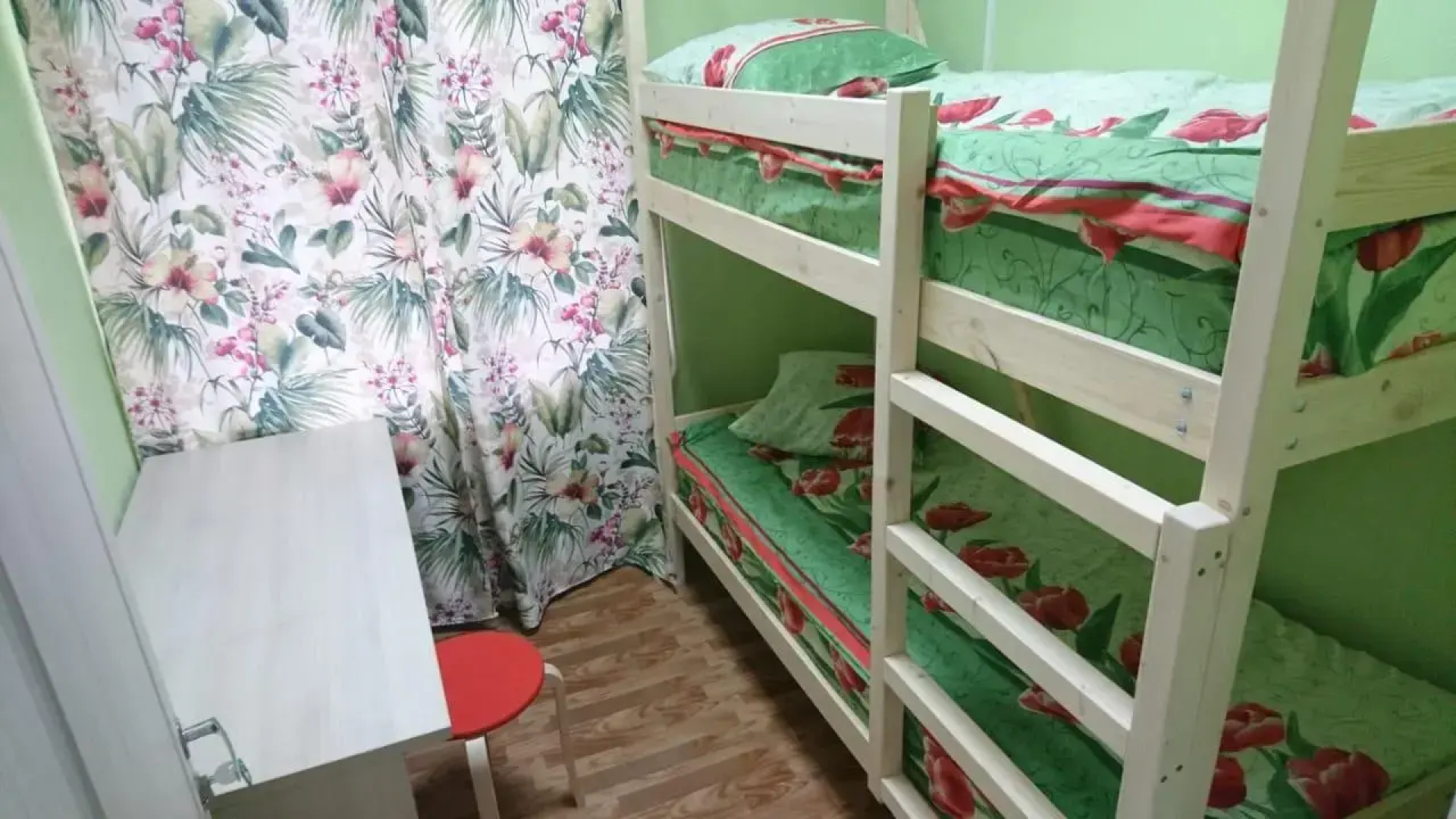 Хостел ХотелХот Бауманская