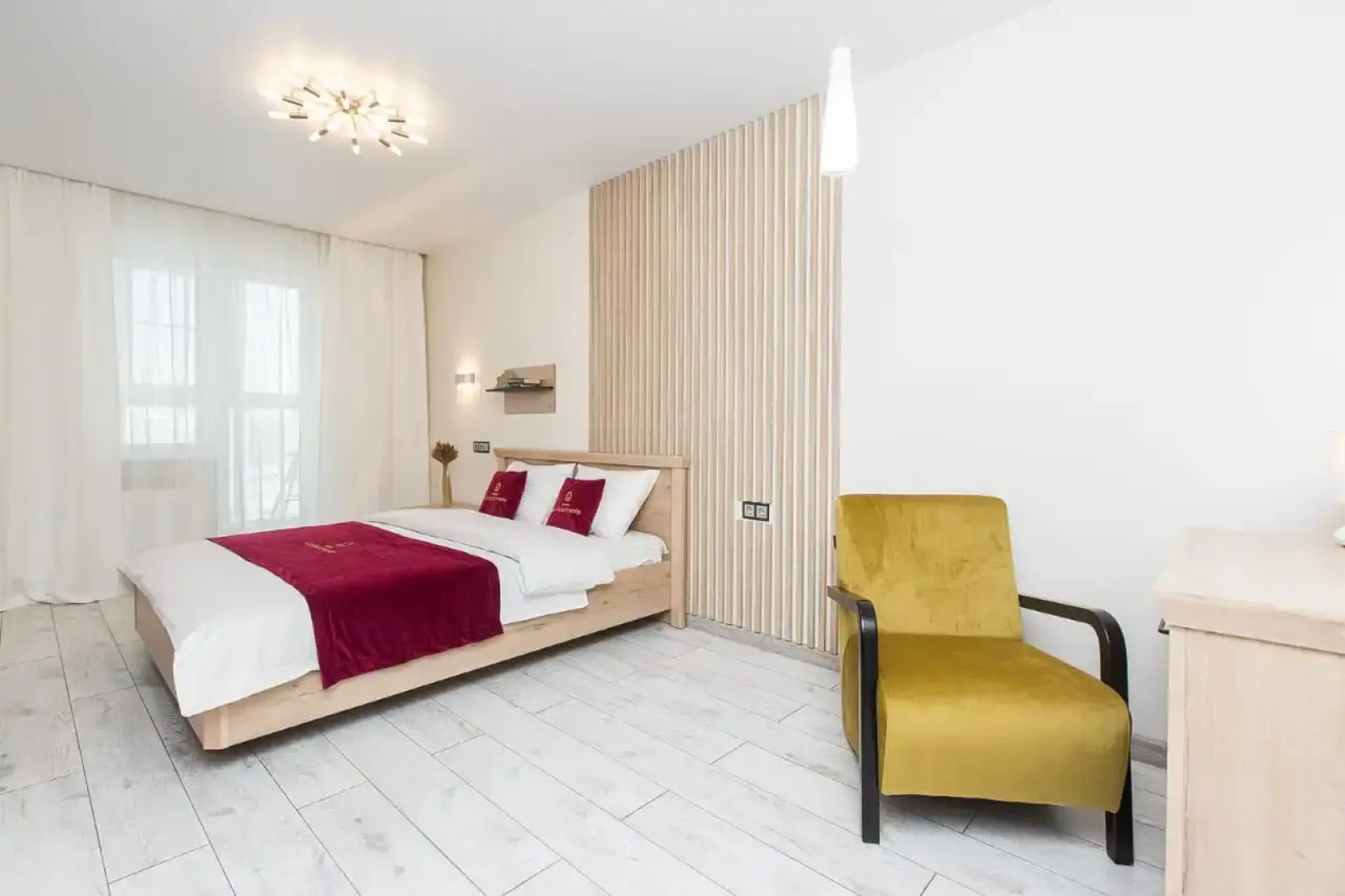 Апартаменты на Университетской Набережной