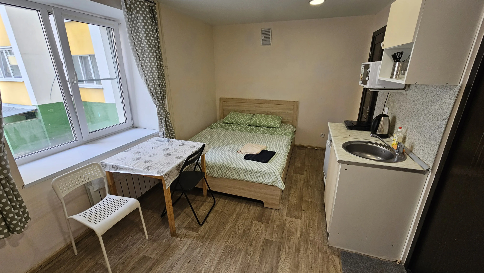 Квартира Студия на Гая