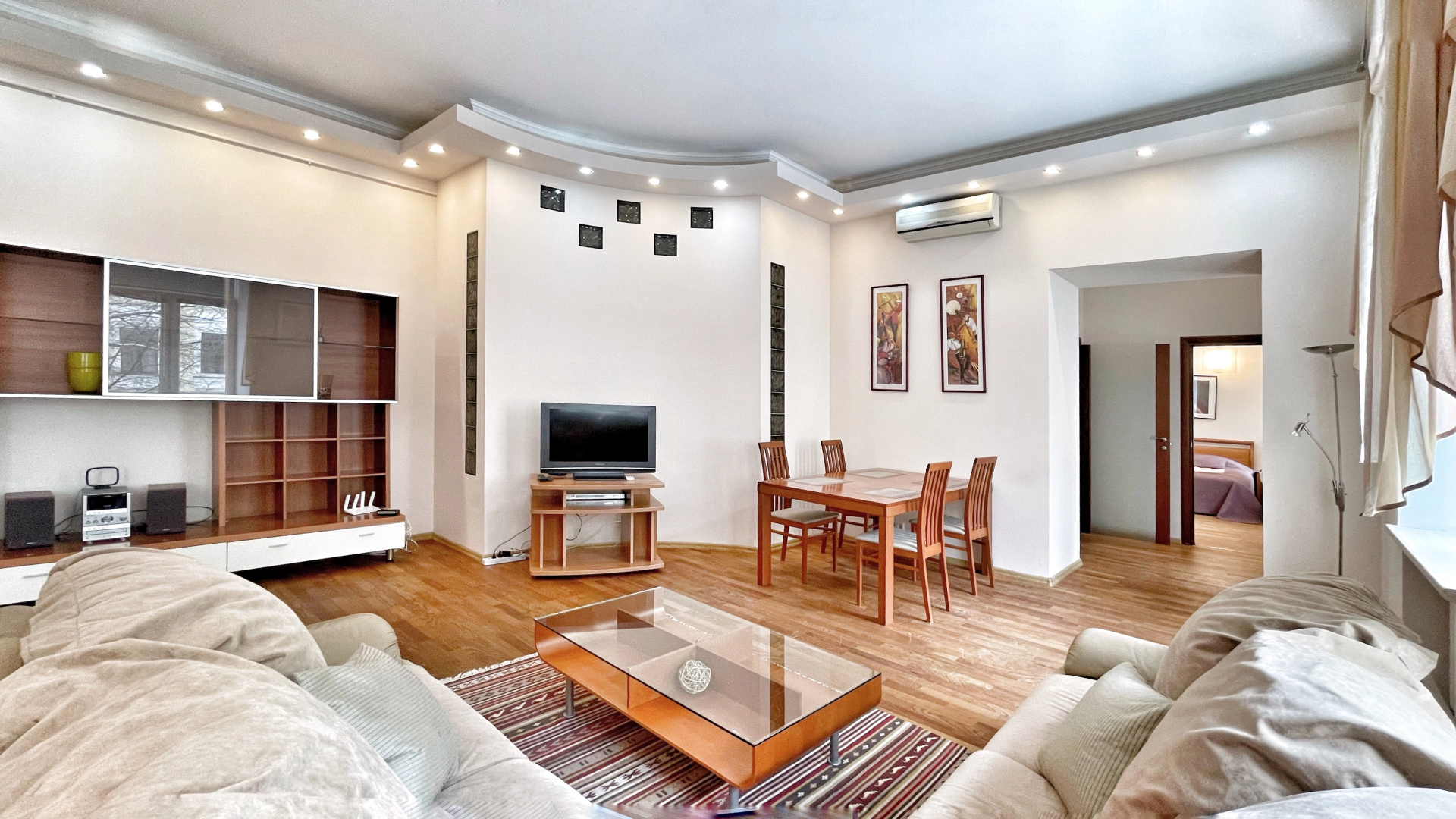 Апартаменты Elite Realty на Караванной 11