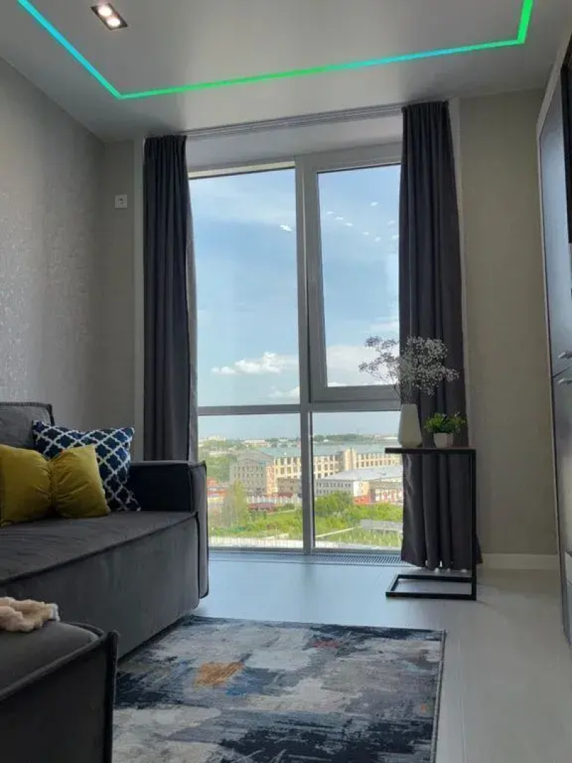 Квартира на Калинина 86 13 Этаж