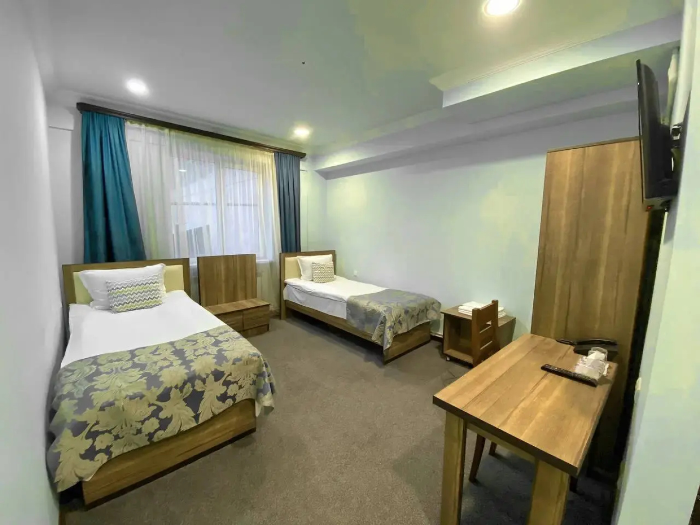 Hotel Mina