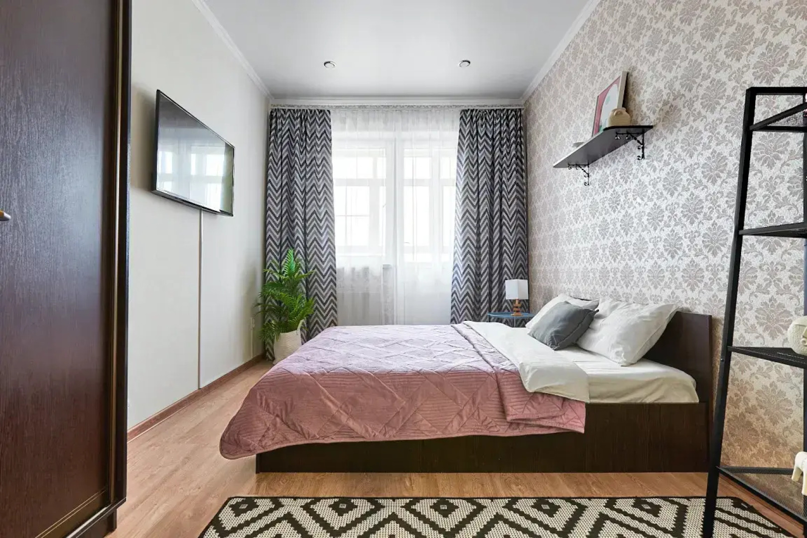 Квартира Уютная двухкомнатная недалеко от Парка Галицкого