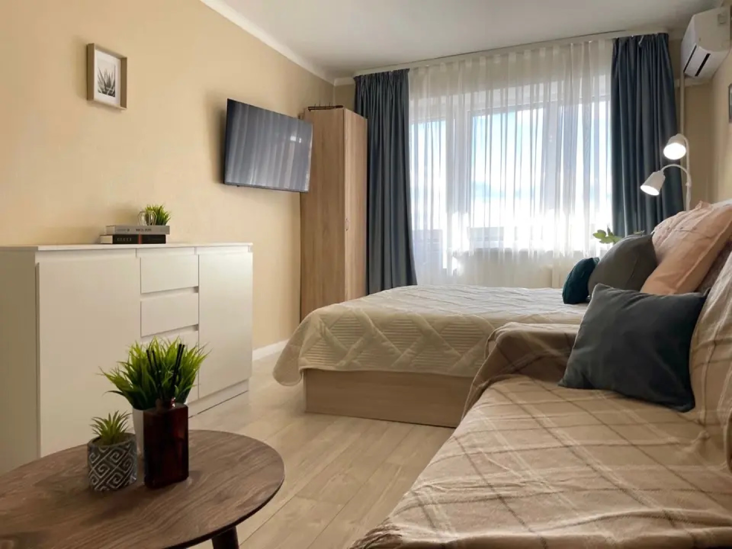 Апартаменты на Улице Десятинная 10