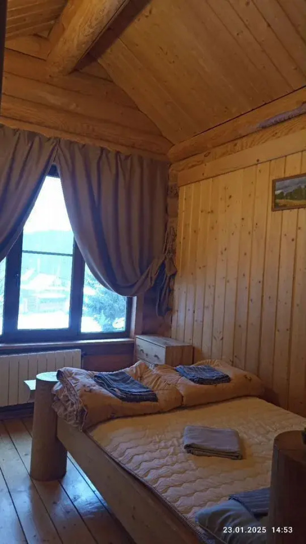 Частный дом на берегу Лемболовcкого озеpа