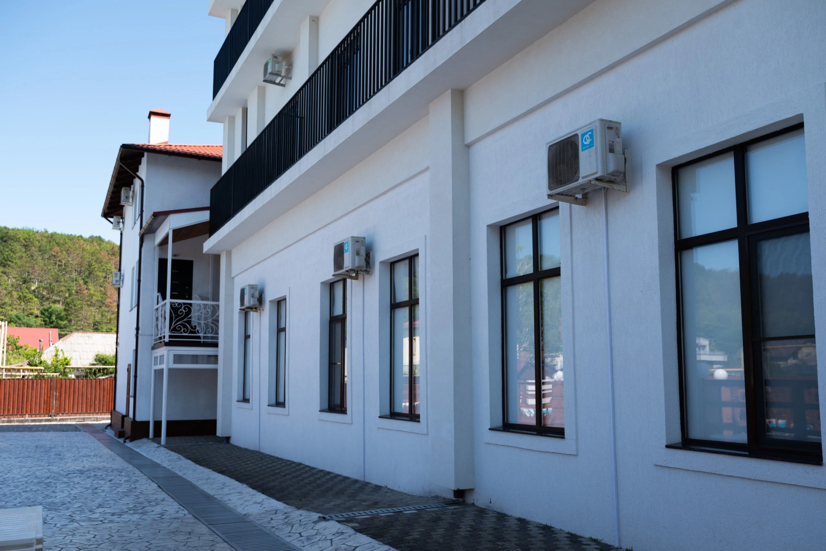 Отель Августин