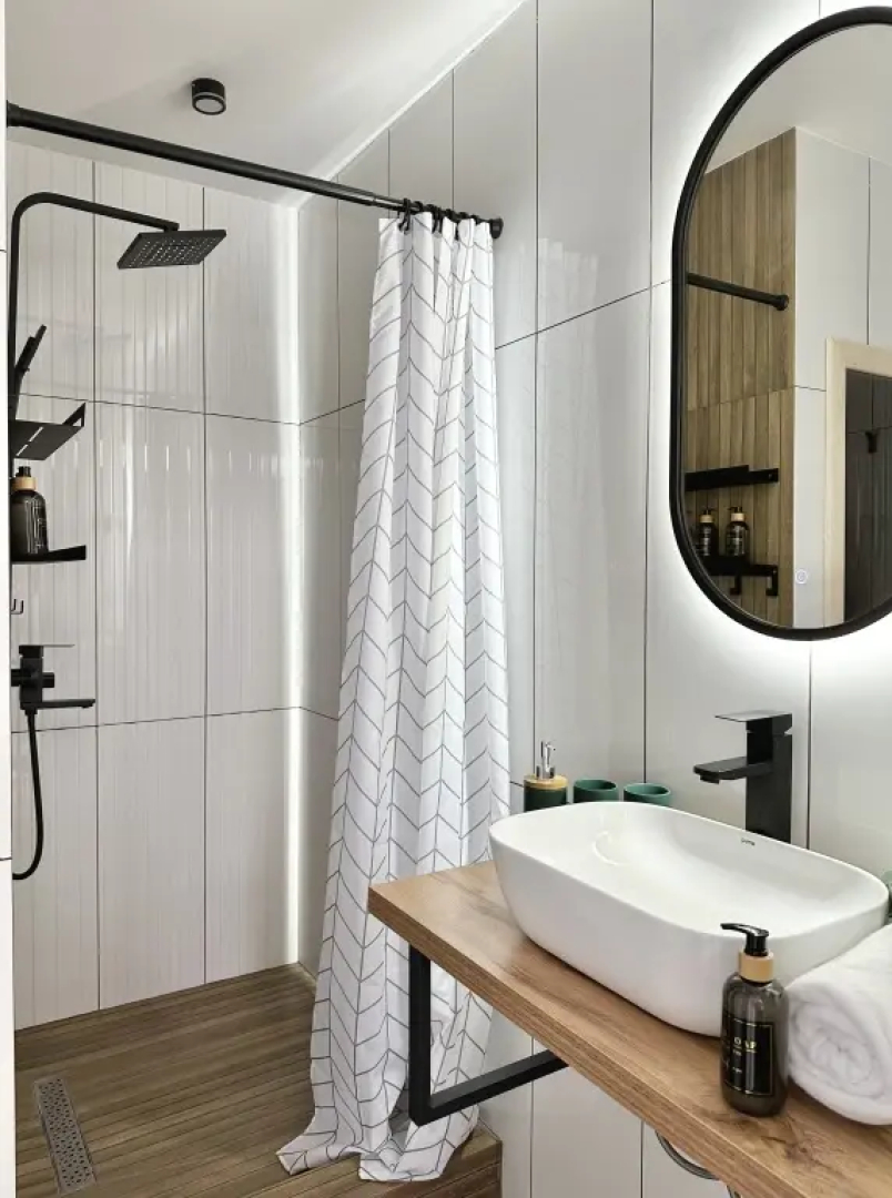 Частный Дом Барнхаус №3 с дровяной баней и горячим чаном на 7 человек