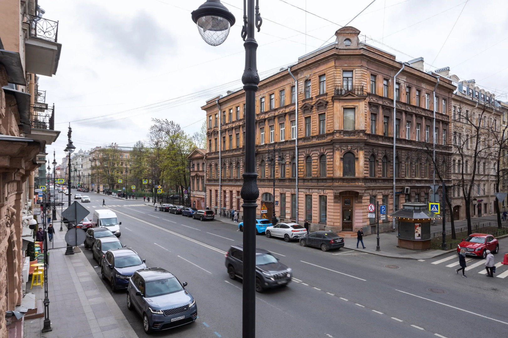 Апарт-Отель Let Your Flat Settle