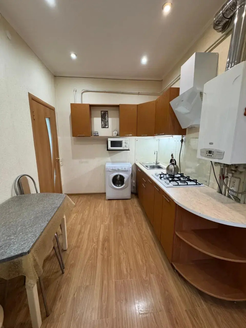 Квартира рядом с ЖД вокзалом