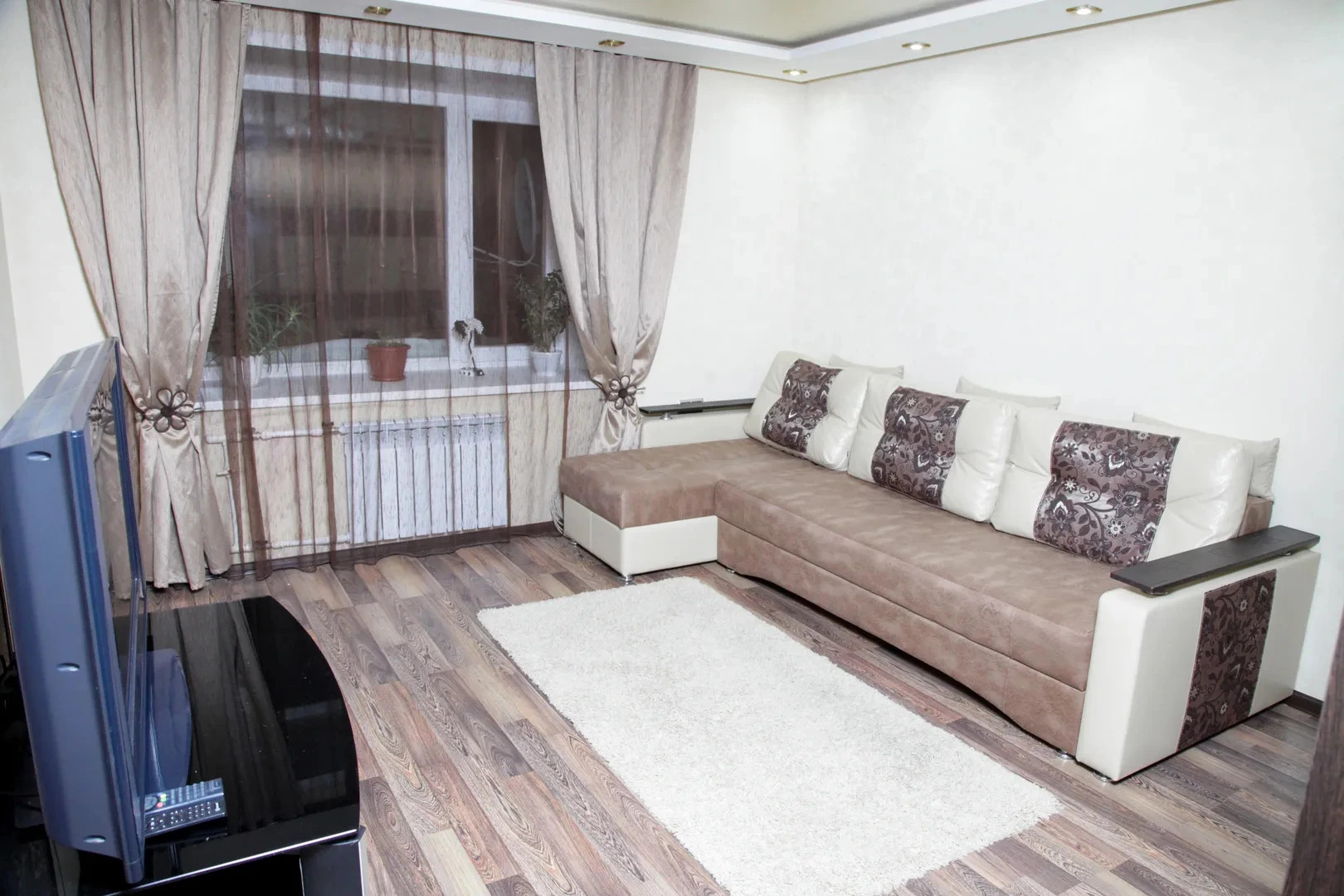 Апартаменты Улучшенные на Набережной