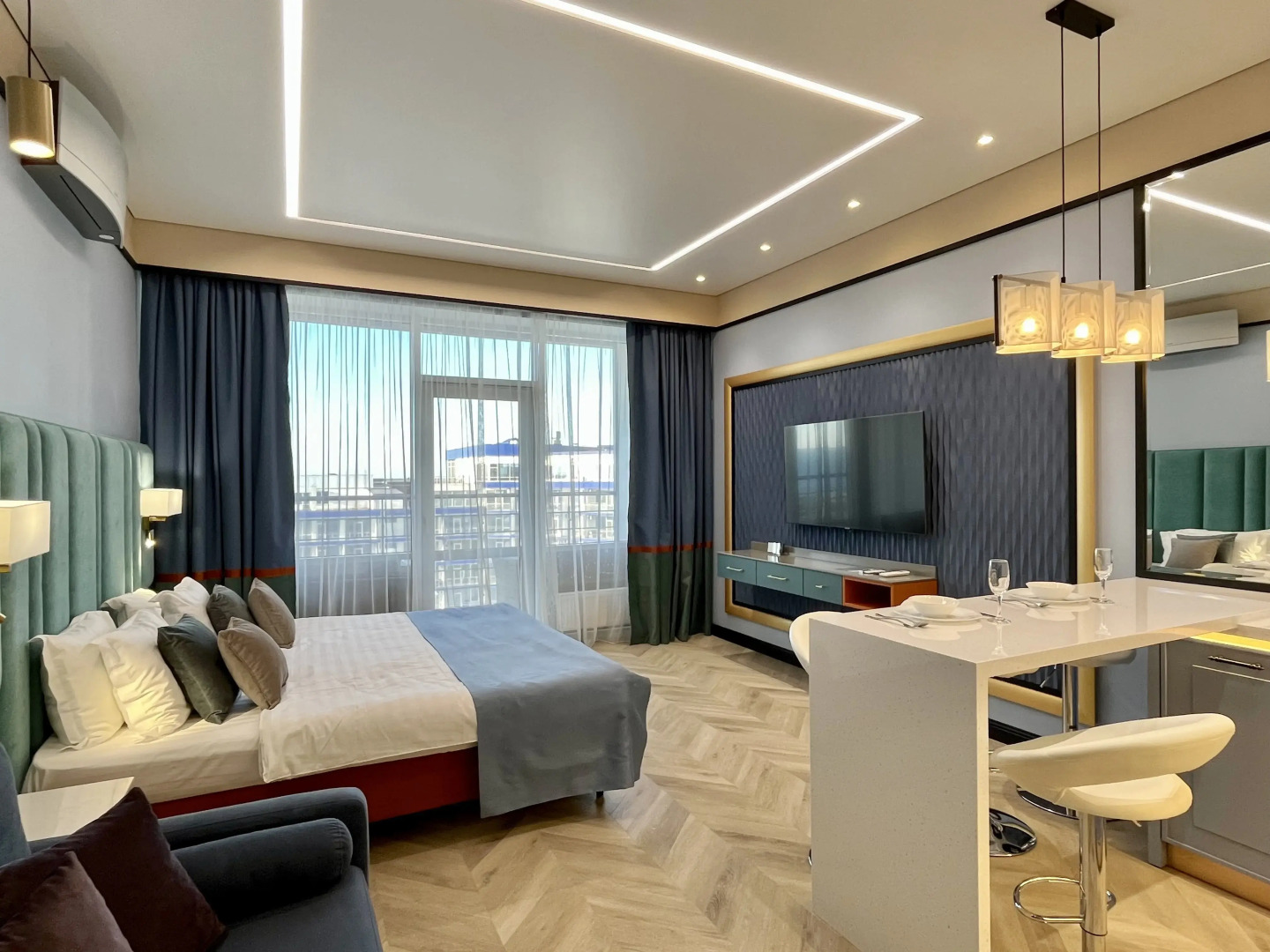 Апартаменты Акваделюкс у моря, с бассейном, СПА, пляжем N722