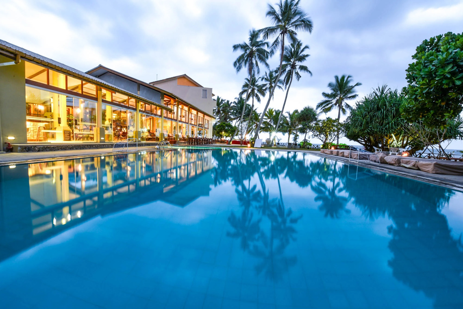 Отель Insight Resort Ahangama