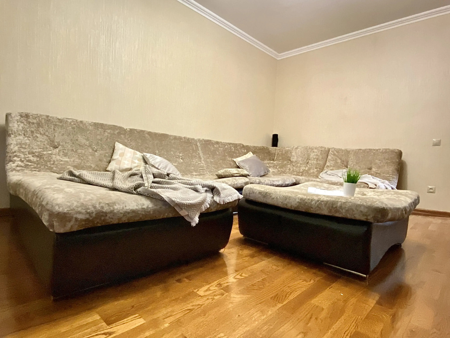 Квартира Трехкомнатная рядом с рынком