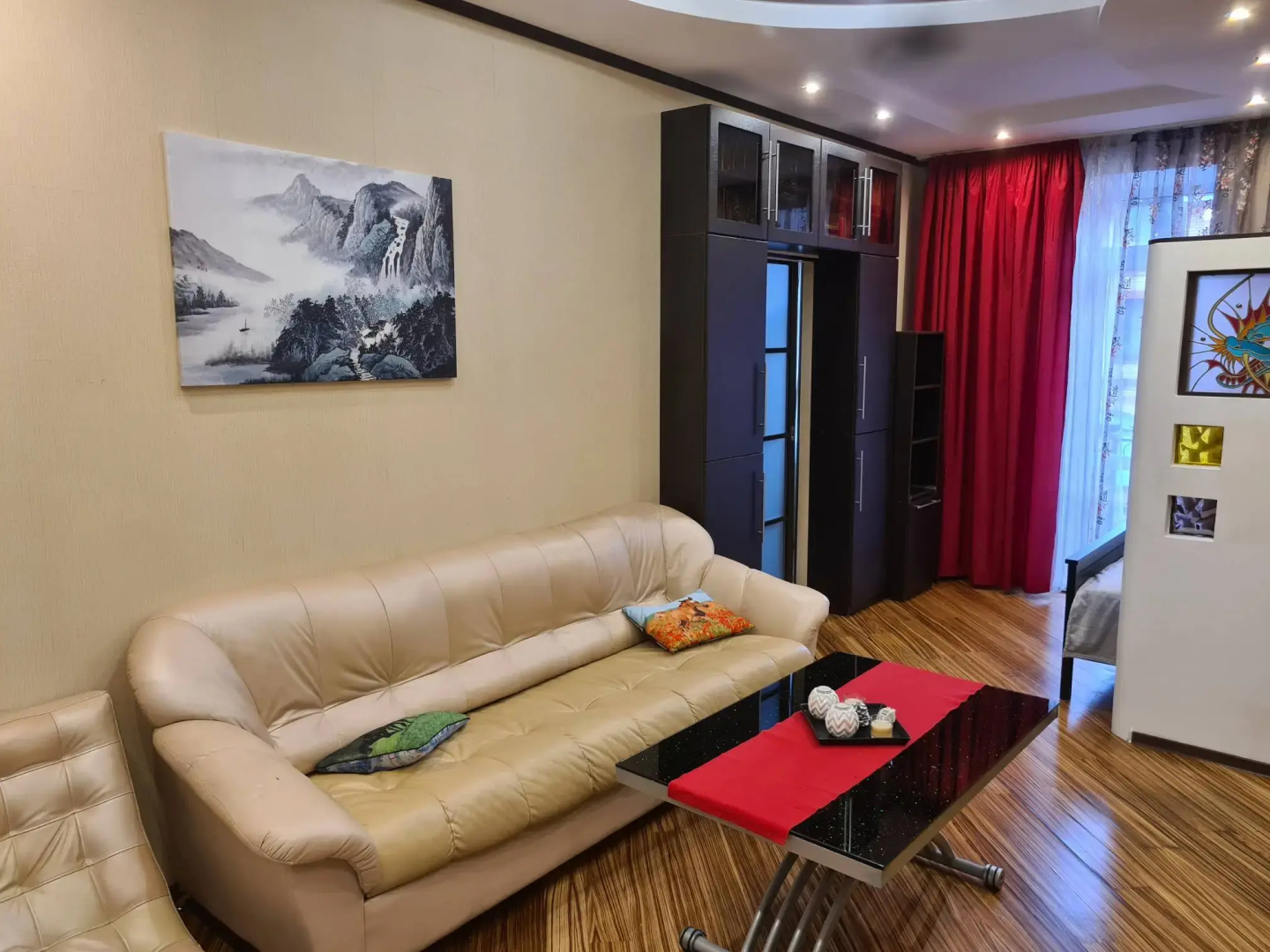 Апартаменты Некрасова 38