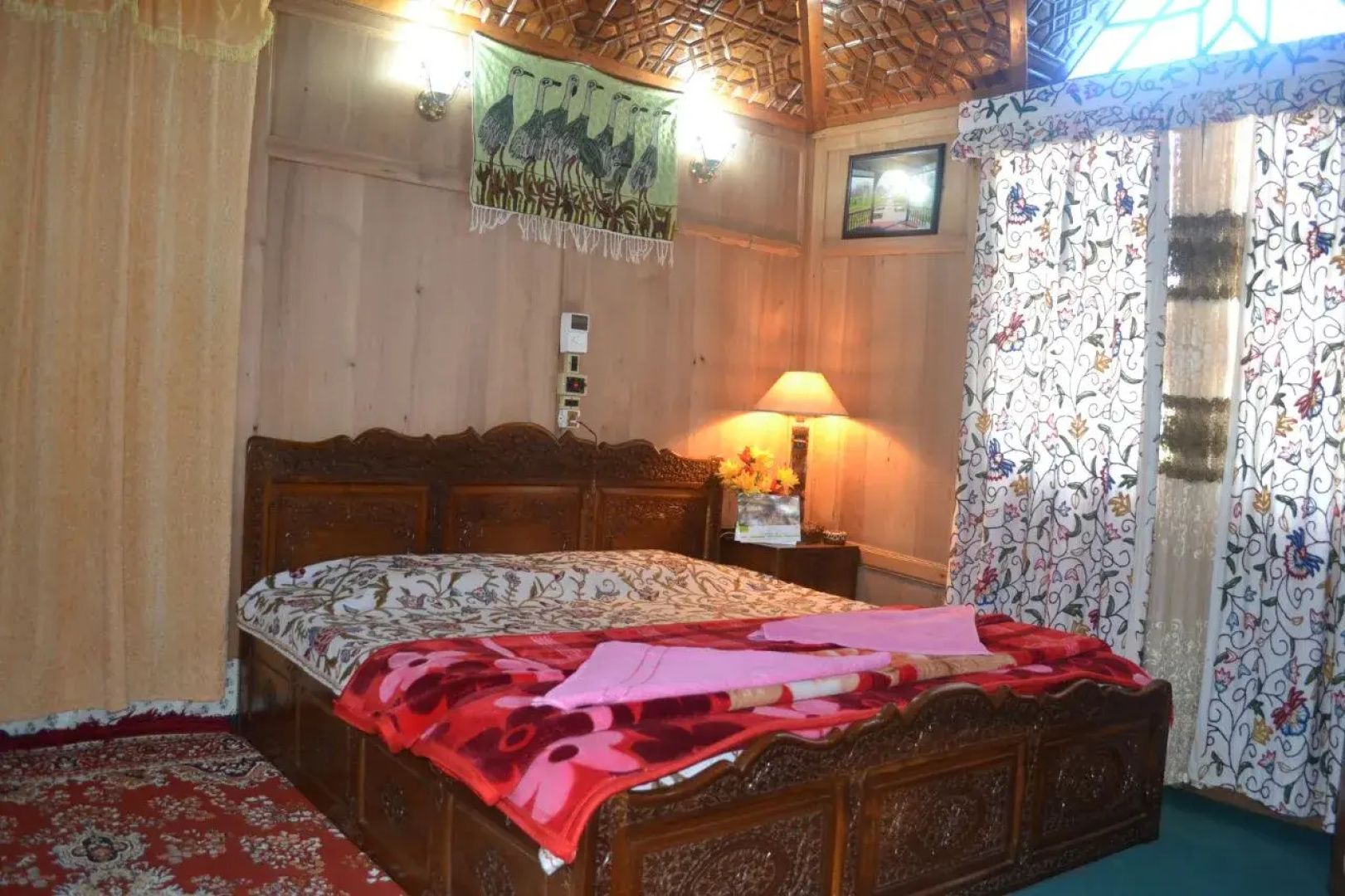 Отель Houseboat Sweetstar