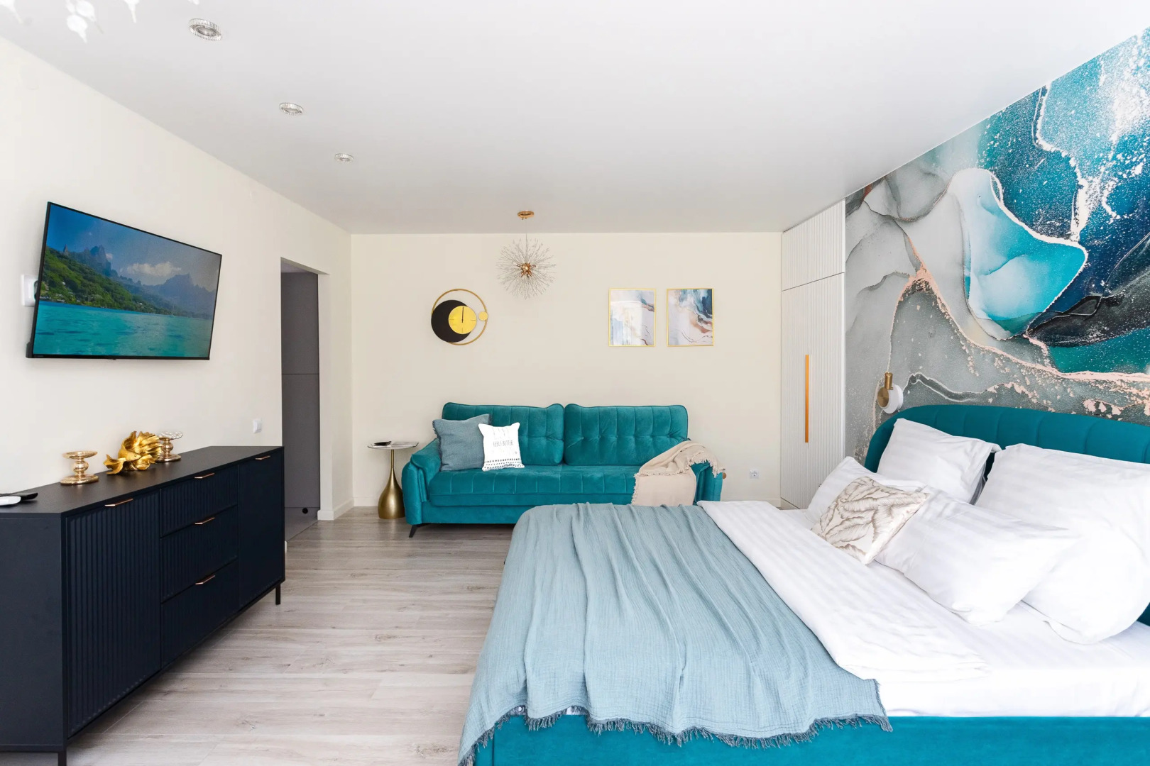 Апартаменты Золотая Рыбка в центре, Zoya-Apart