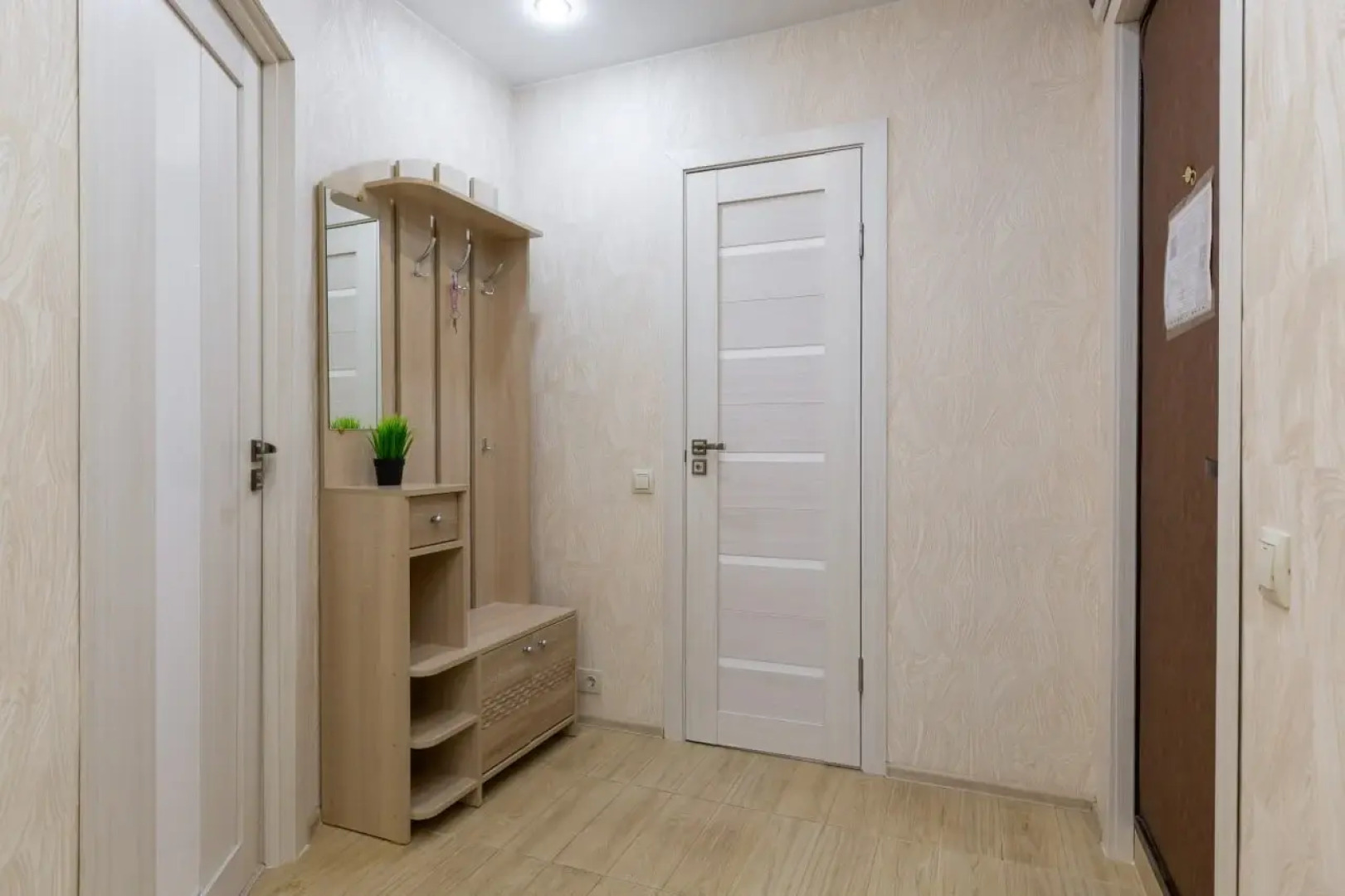 Апартаменты 1комнатные с балконом в красивом мкр Зеленограда, рядом транспорт