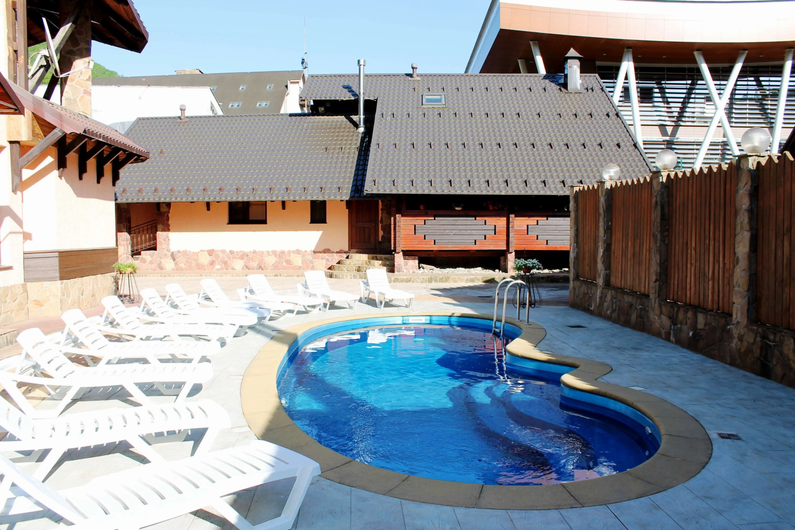 Отель Мелодия гор