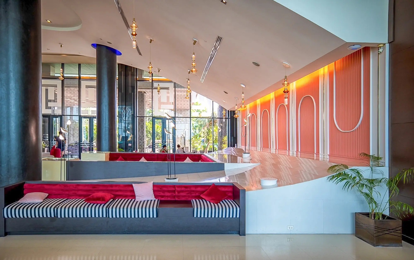 Отель The Zign Hotel