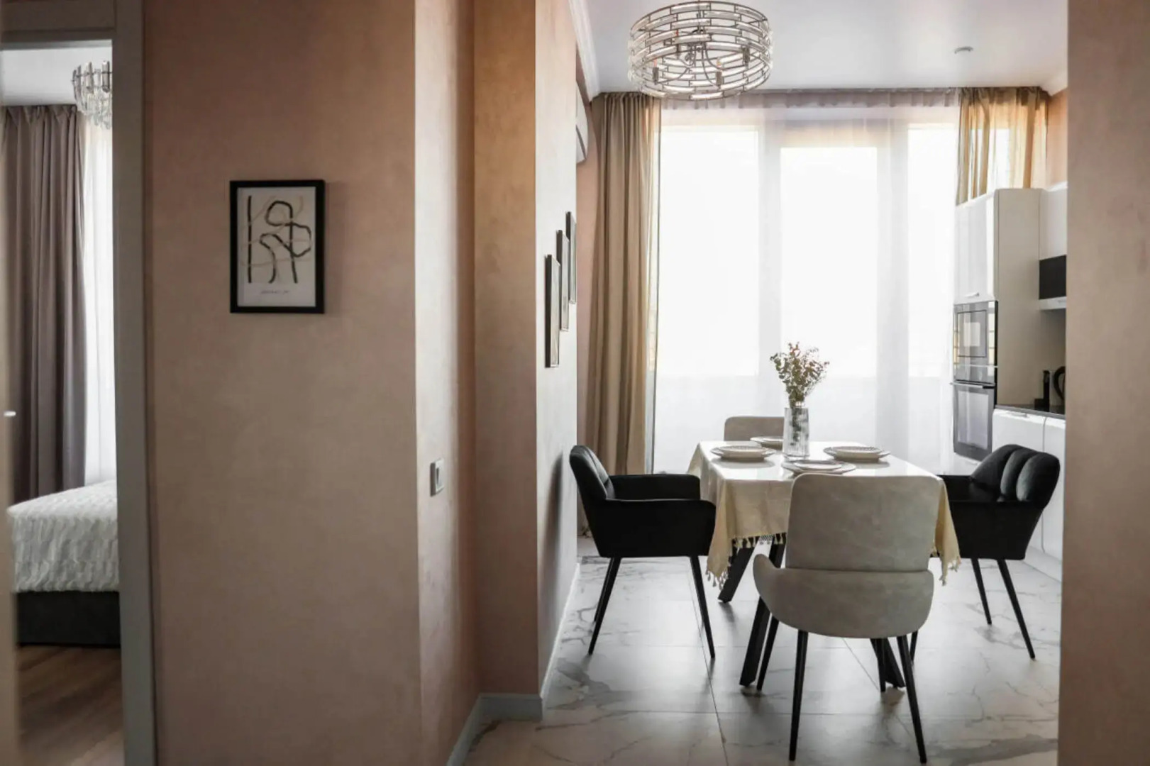 Апартаменты Happy People в ЖК Бизнес класса Мята