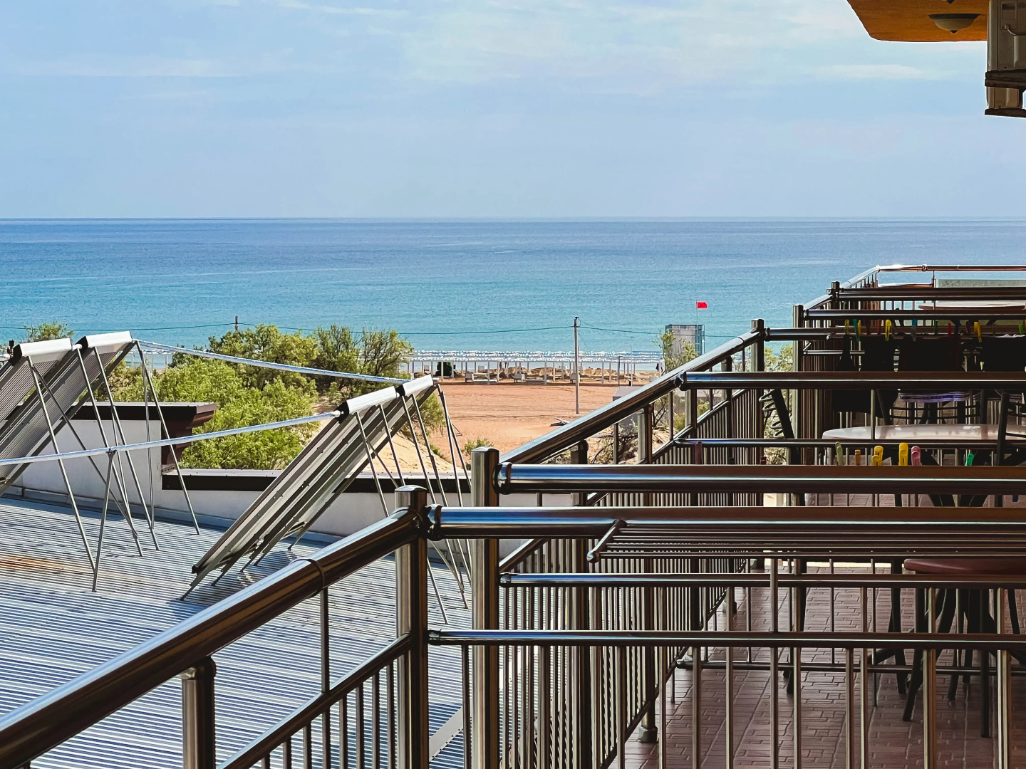 Отель Идеал