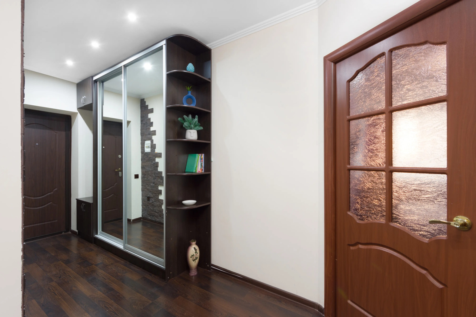 Квартира Райдас на Нежнова 21-3 1