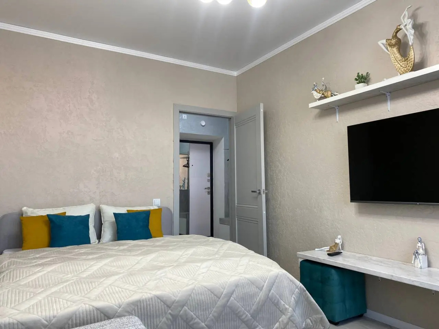 Апартаменты Light Floor Apartment