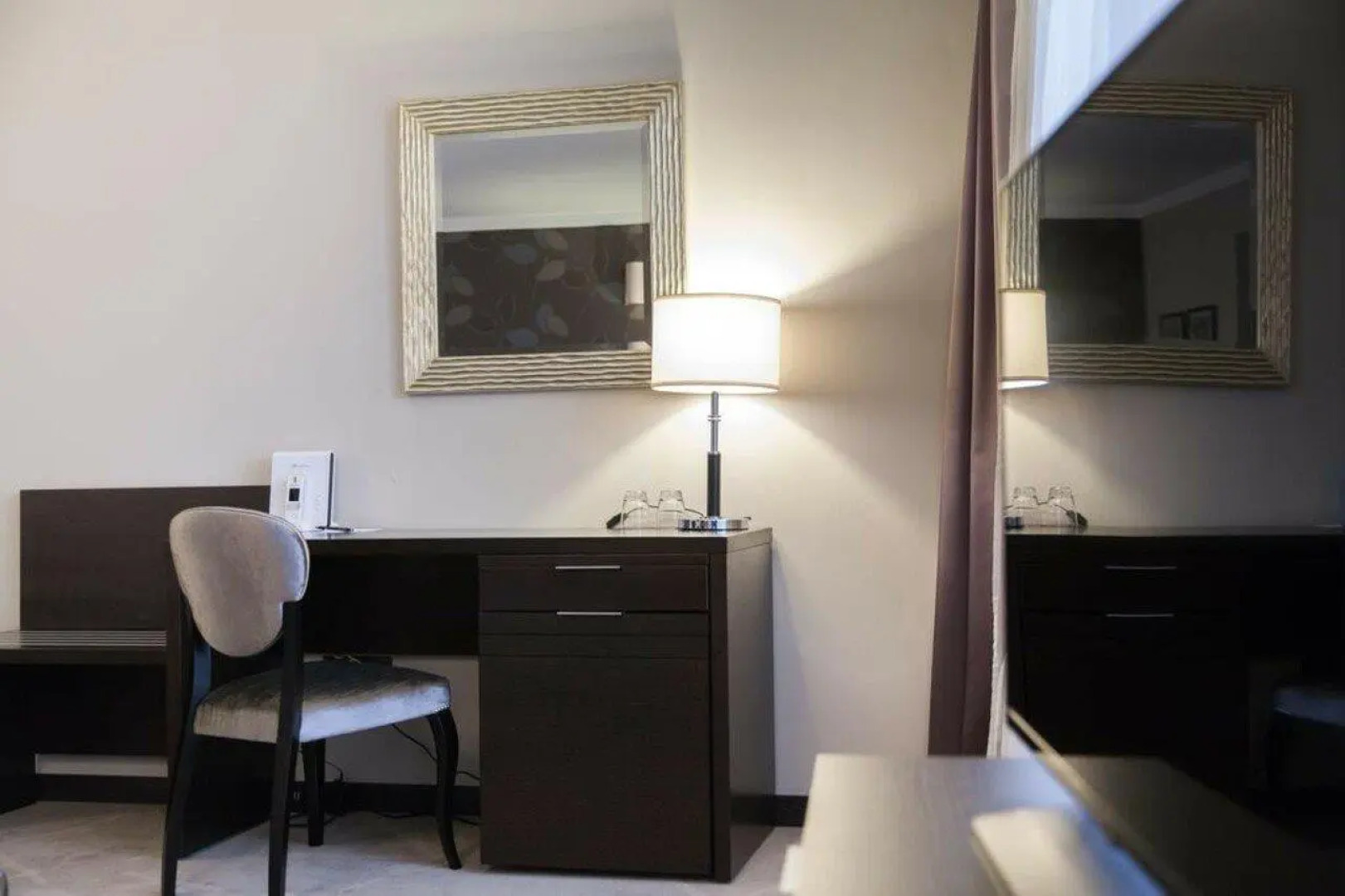 Отель Constantine the Great