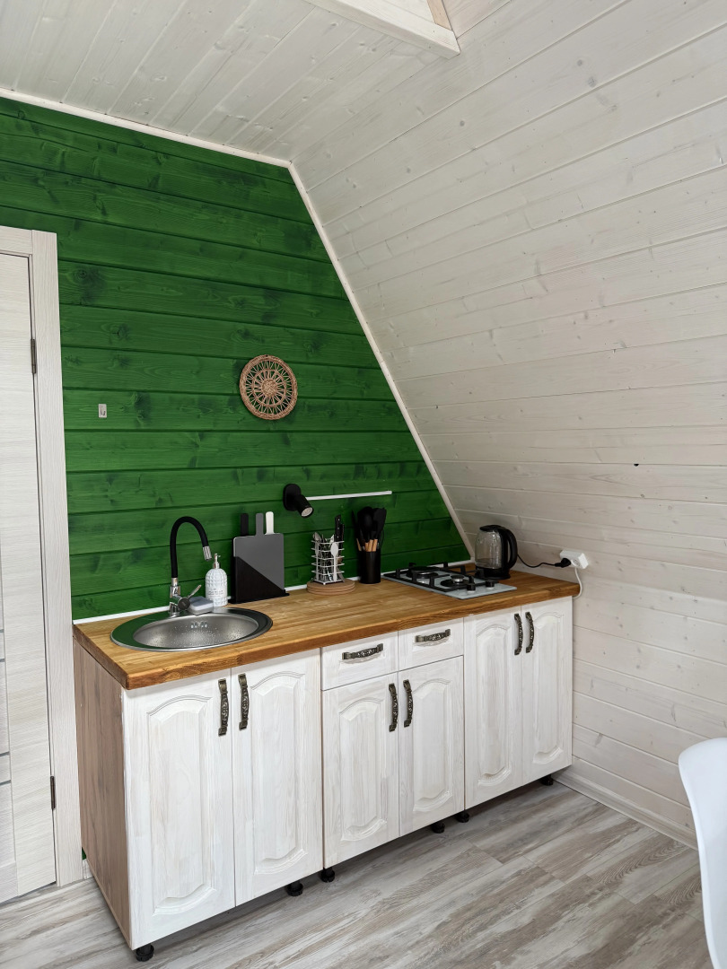 Частный дом Афрейм на берегу реки Пра