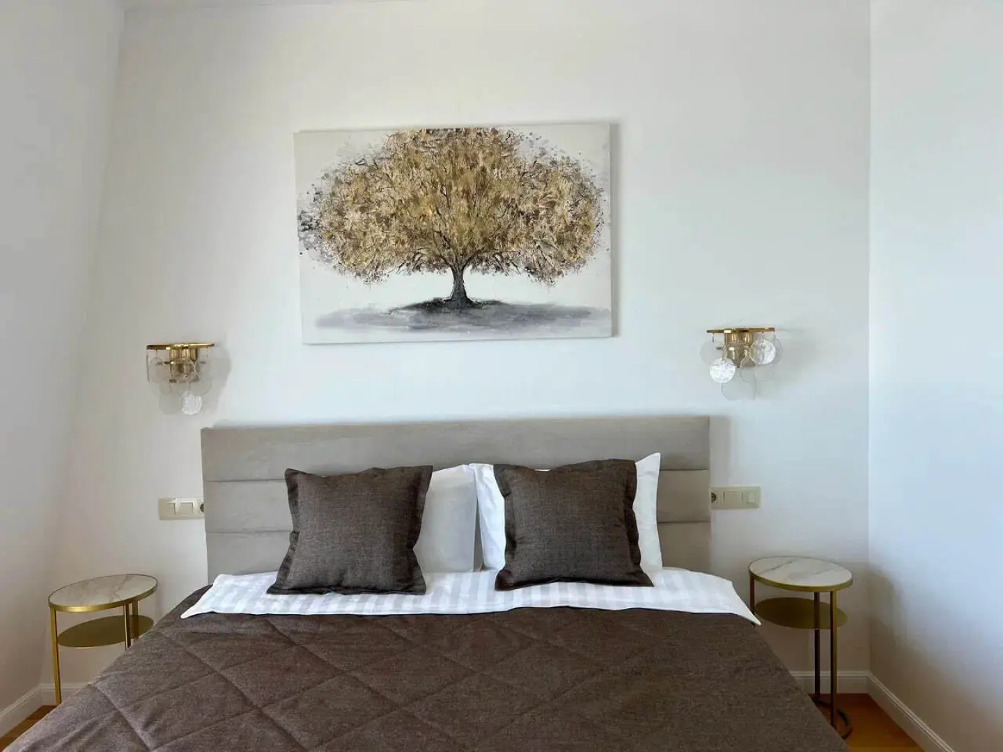 Квартира Граф Толстой