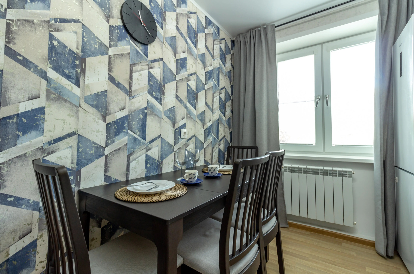 Квартира 2х комнатная Business Apart Lux на Маяковского