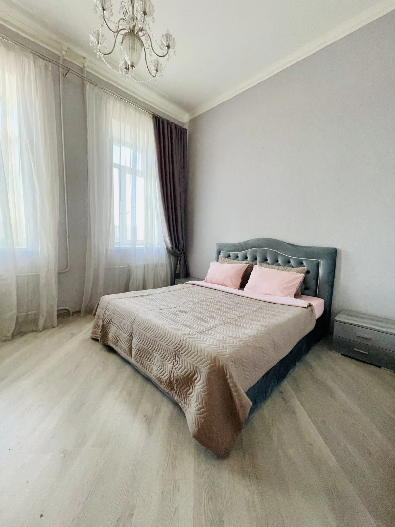 Апартаменты С Видом на Неву и Литейный Мост