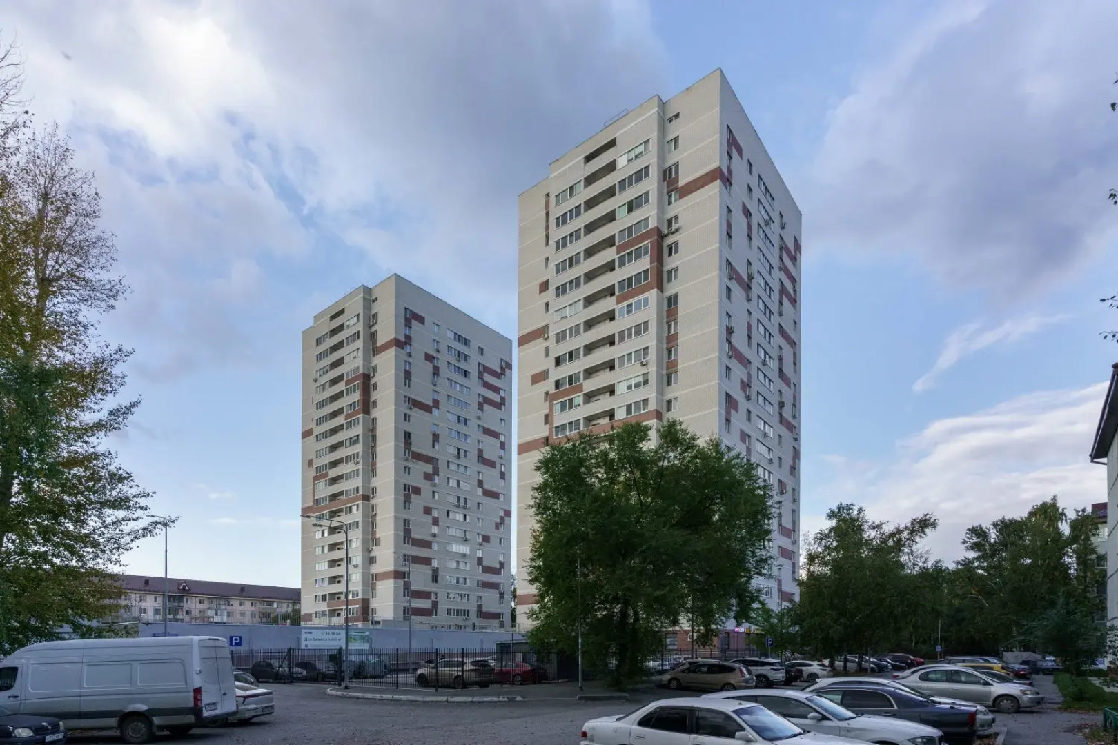 Апартаменты студия в новом доме в центре Тюмени