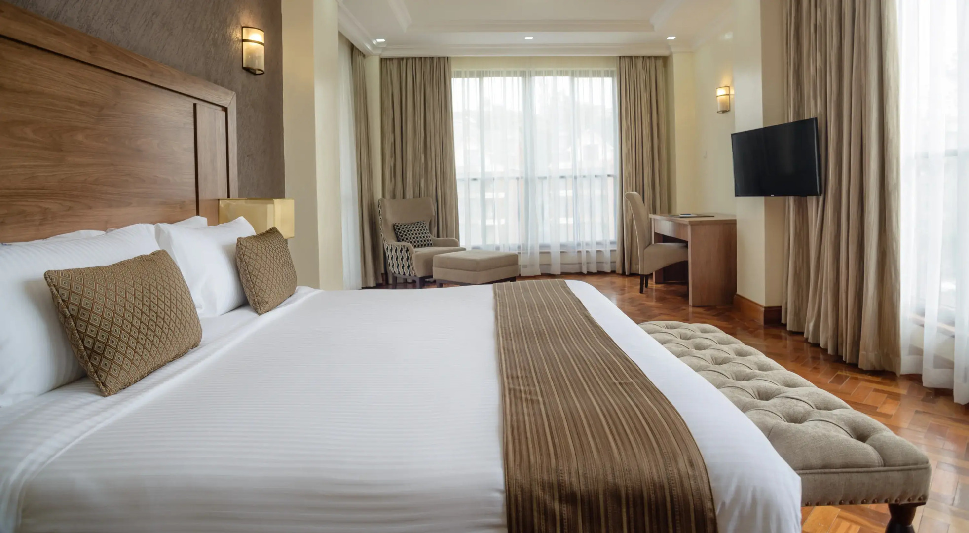 Апарт-отель GemSuites Riverside