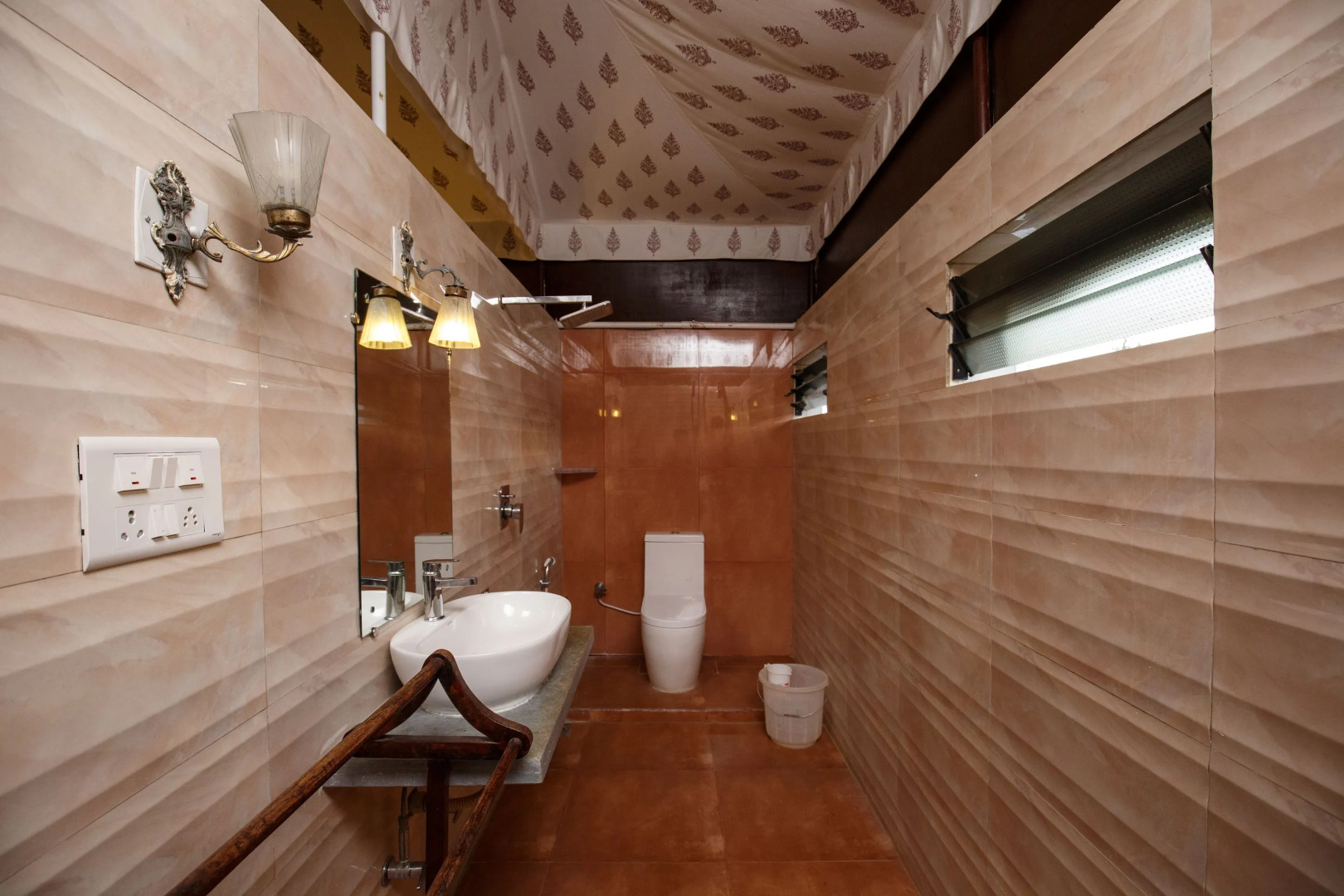 Отель Gir Lions Paw Resort