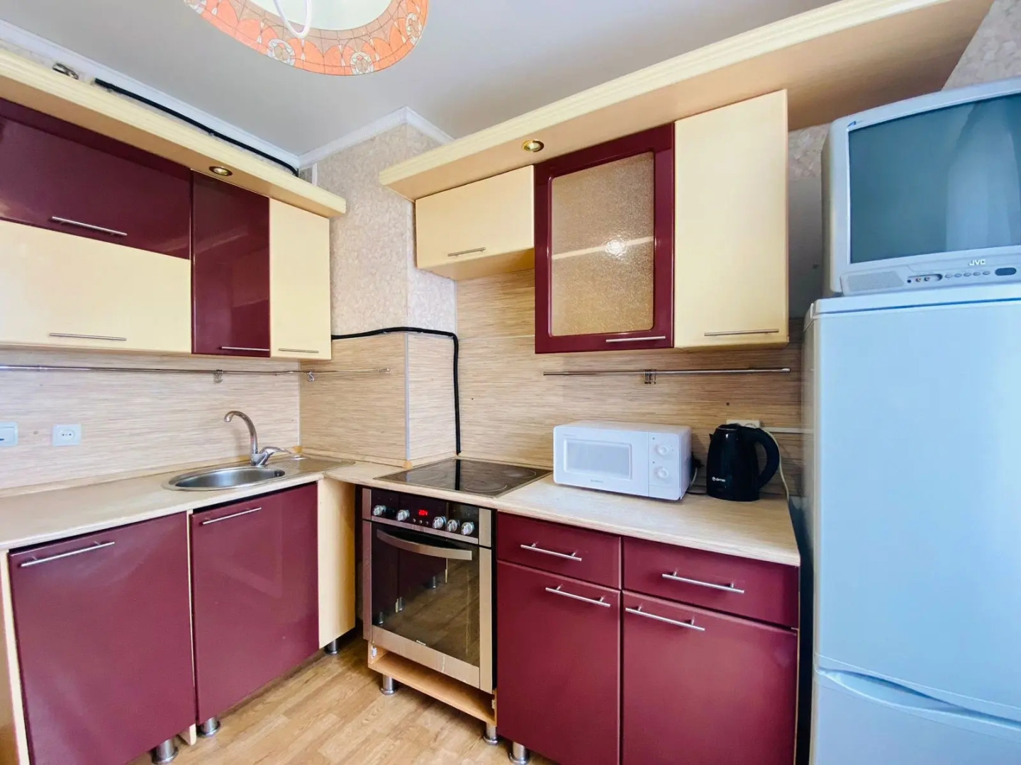 Apartments on str. International, bld. 36