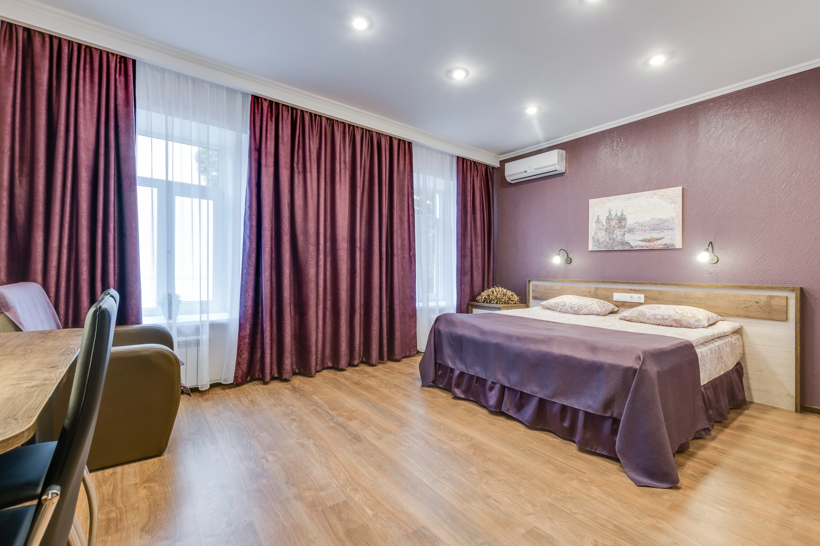 Отель Велес