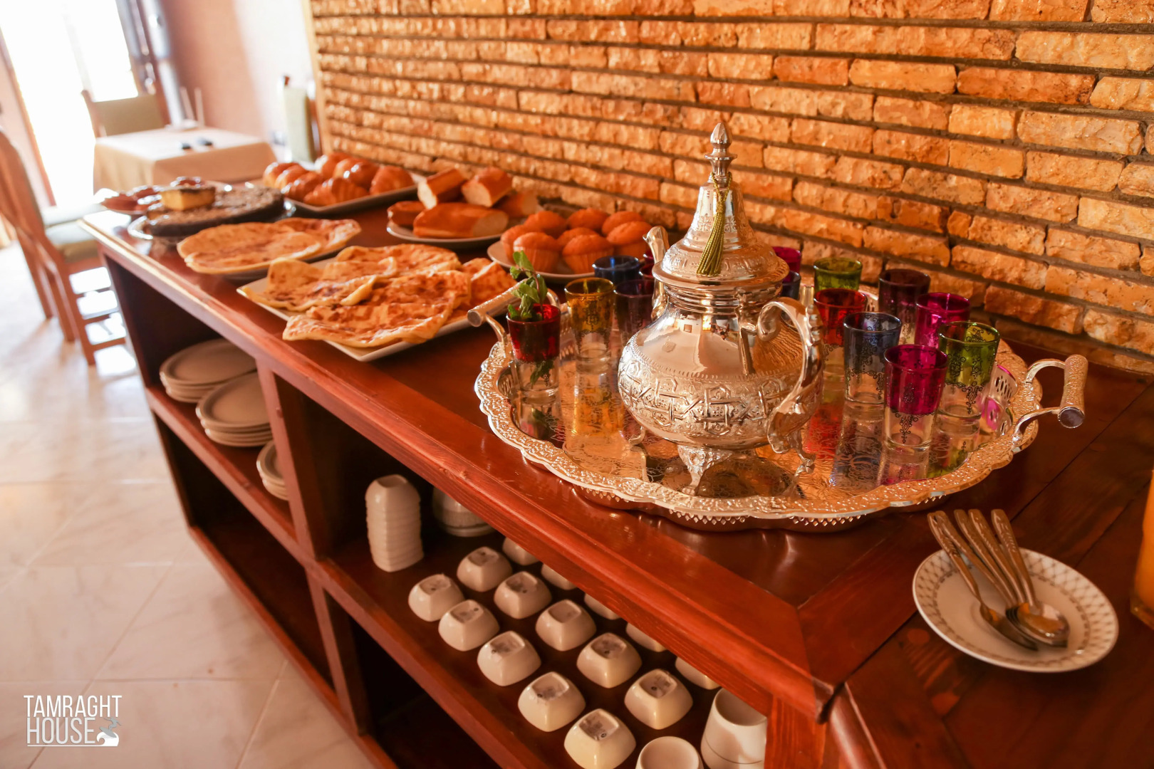 Апартаменты Tamraght House