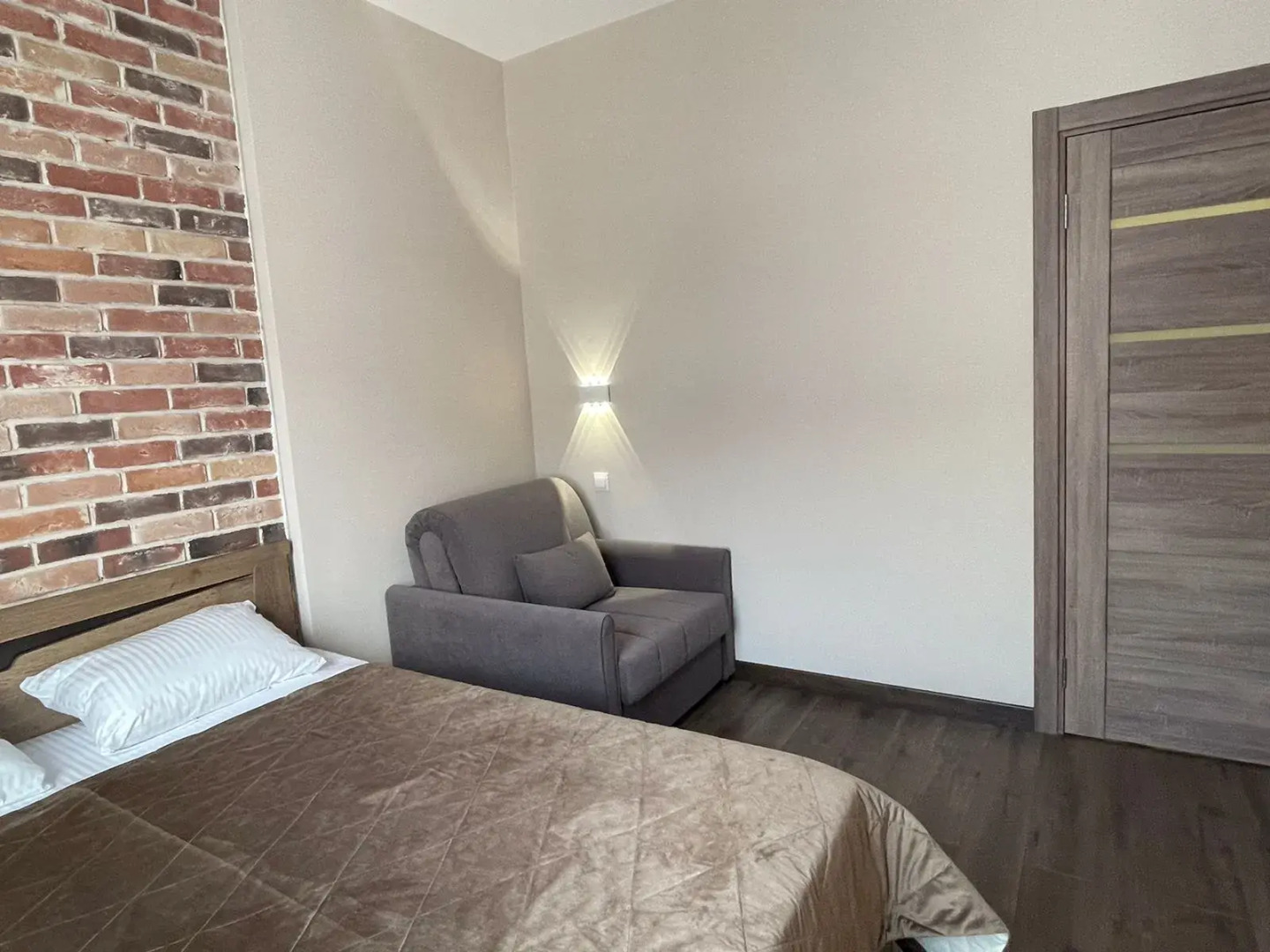 Апартаменты Комфортный семейных отдых у моря с видом на море и горы